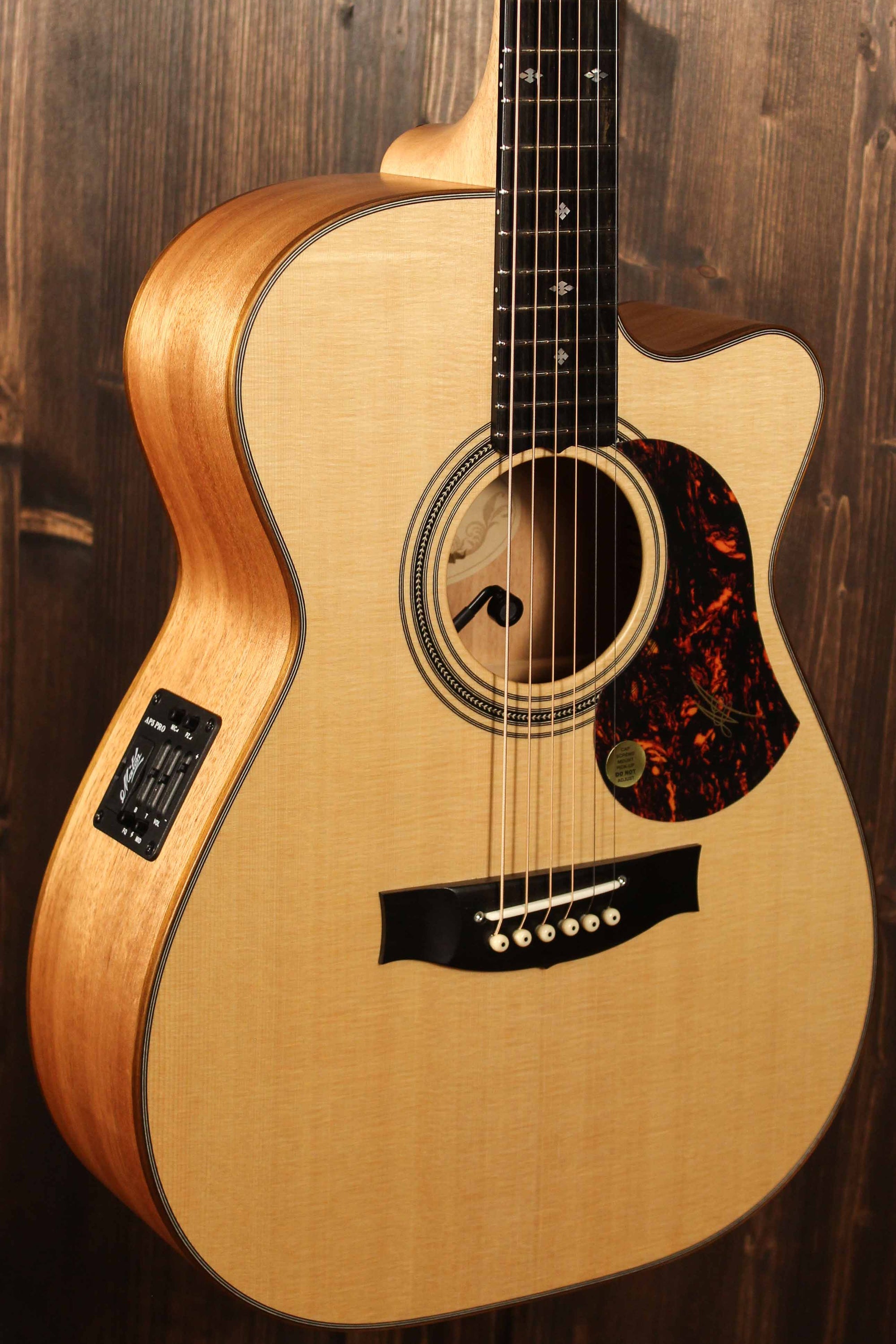 Maton Guitars EBG808C Michael Fix - 14289 - Artisan Guitars