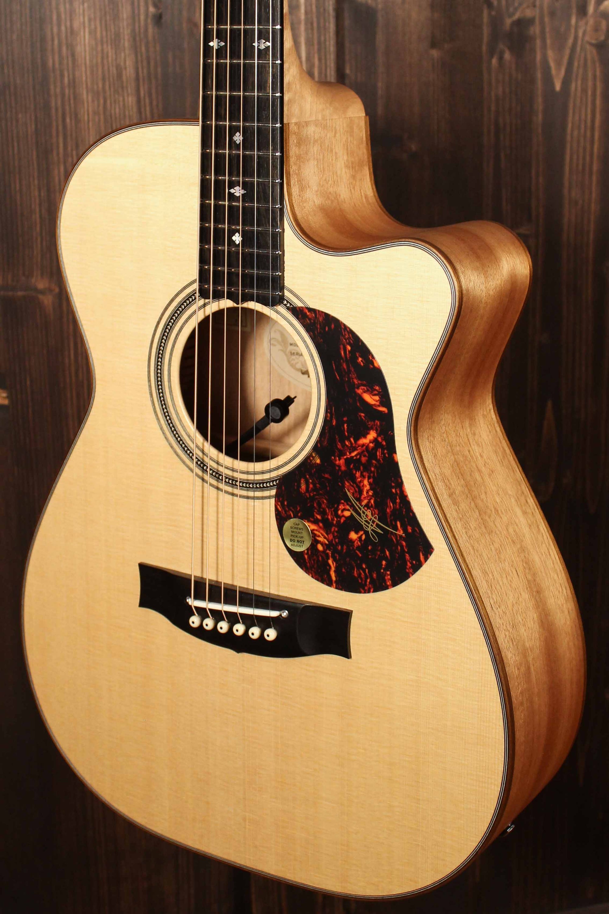 Maton Guitars EBG808C Michael Fix - 14289 - Artisan Guitars