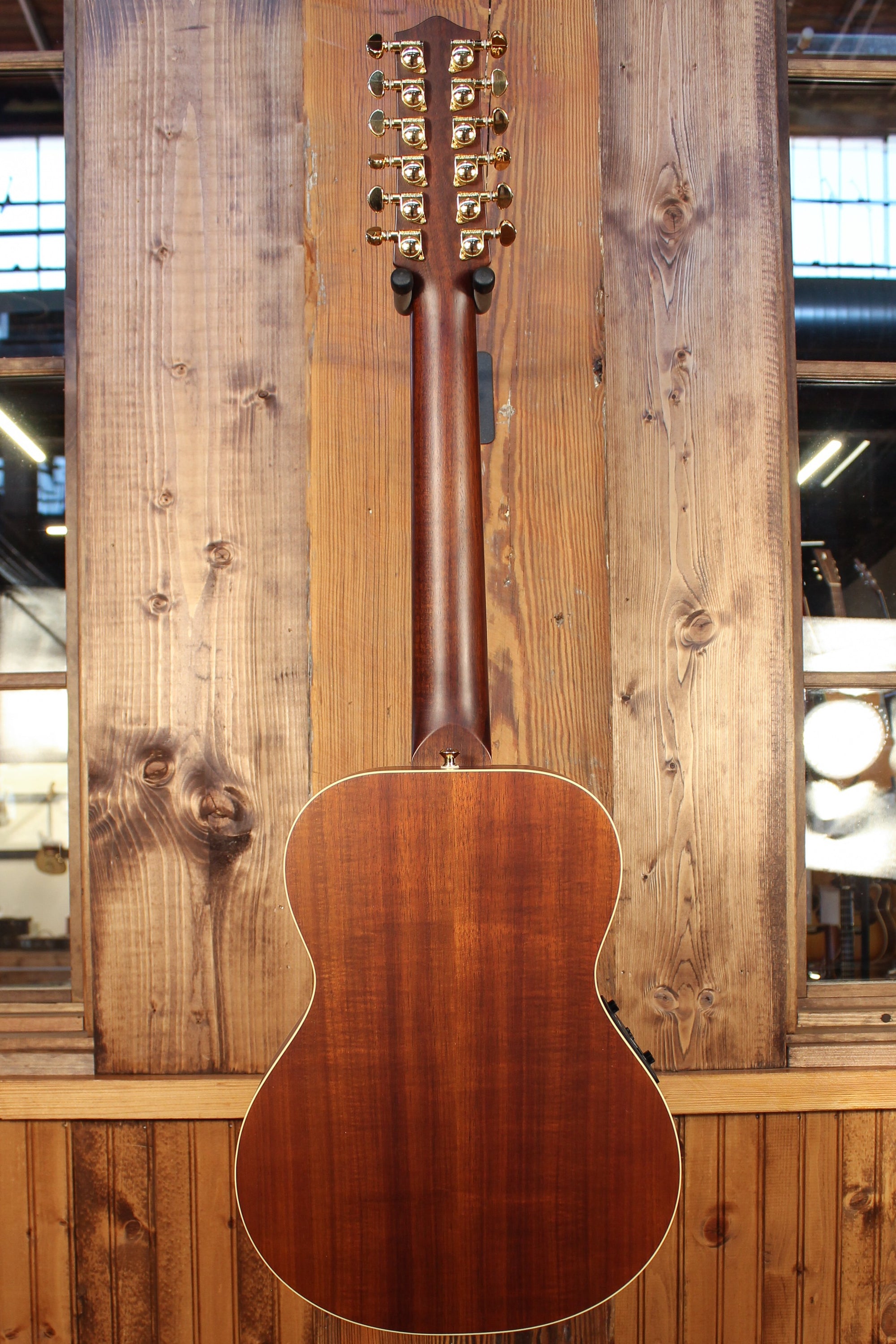Maton EMD12 Mini Diesel Sitka w/ Blackwood & Vintage Amber Sunburst - Artisan Guitars