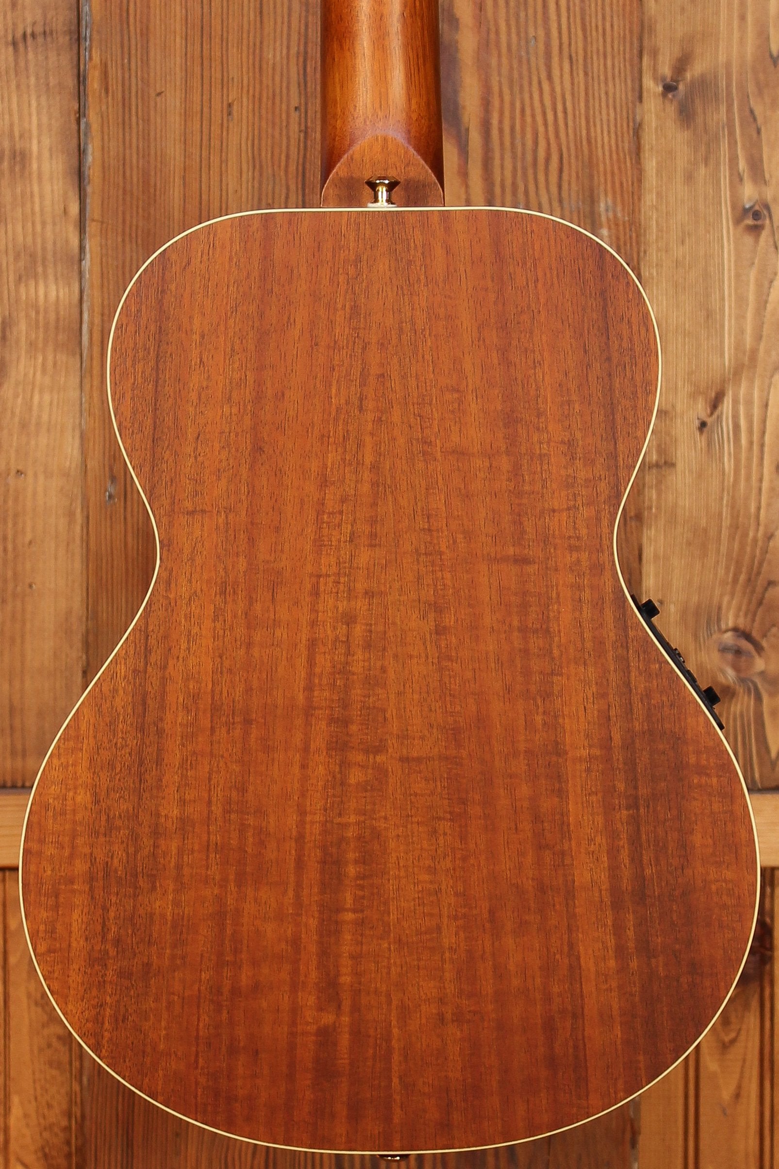Maton EMD6 Mini Maton Diesel Sitka w/ Blackwood & Vintage Amber Sunburst - Artisan Guitars