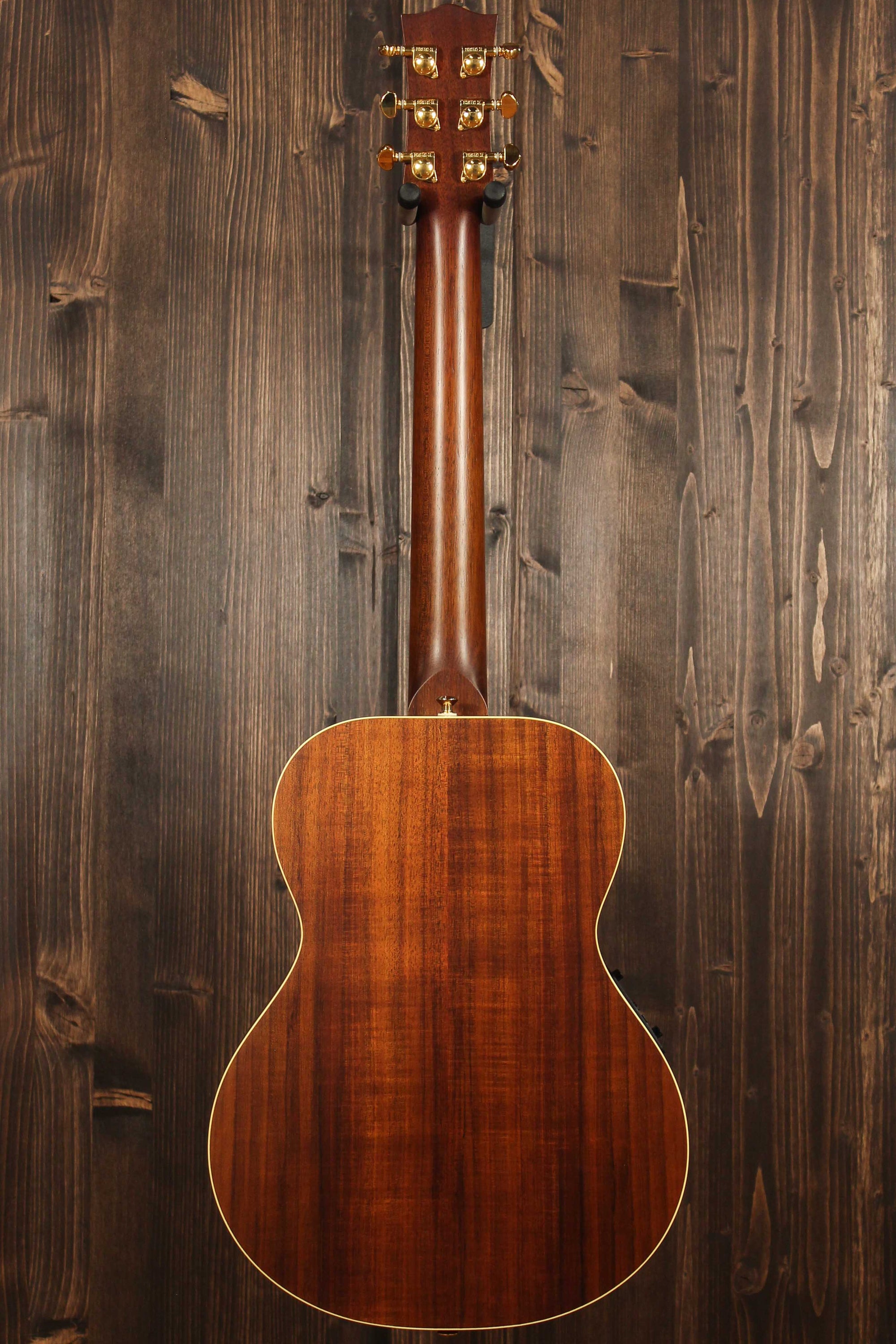 Maton Guitars EMD-6 Mini Diesel - 14333 - Artisan Guitars