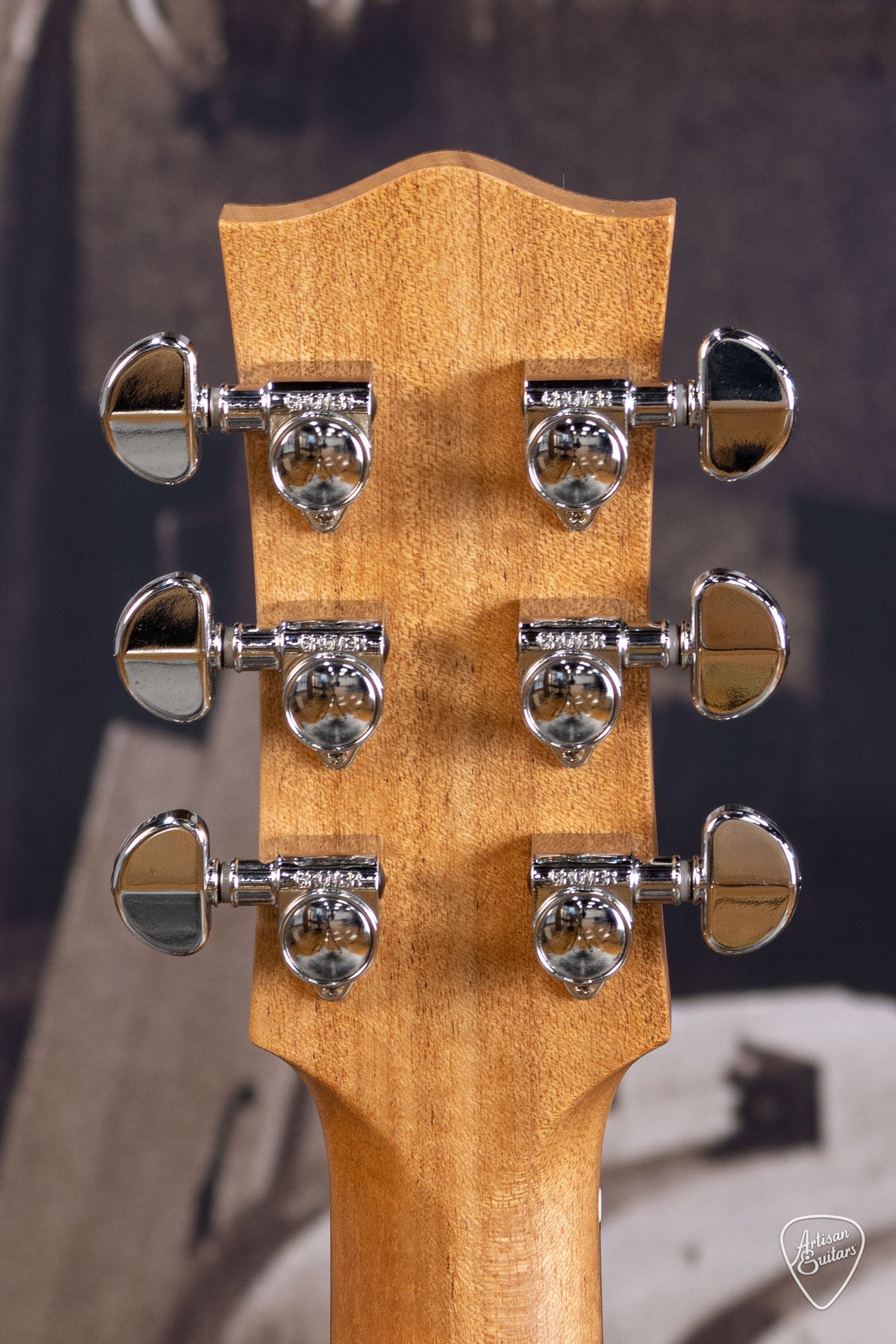 Maton Guitars SRS70C Dreadnought Cutaway - 16132