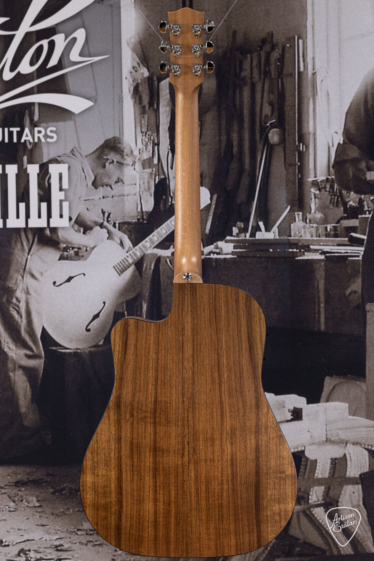 Maton Guitars Solid Road Series SRS-70C Dreadnought - 16214