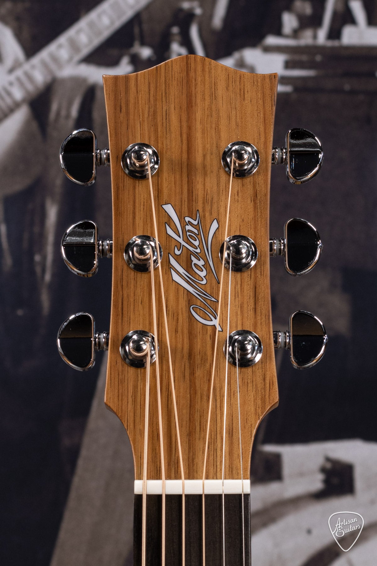 Maton Guitars Solid Road Series SRS-70C Dreadnought - 16214