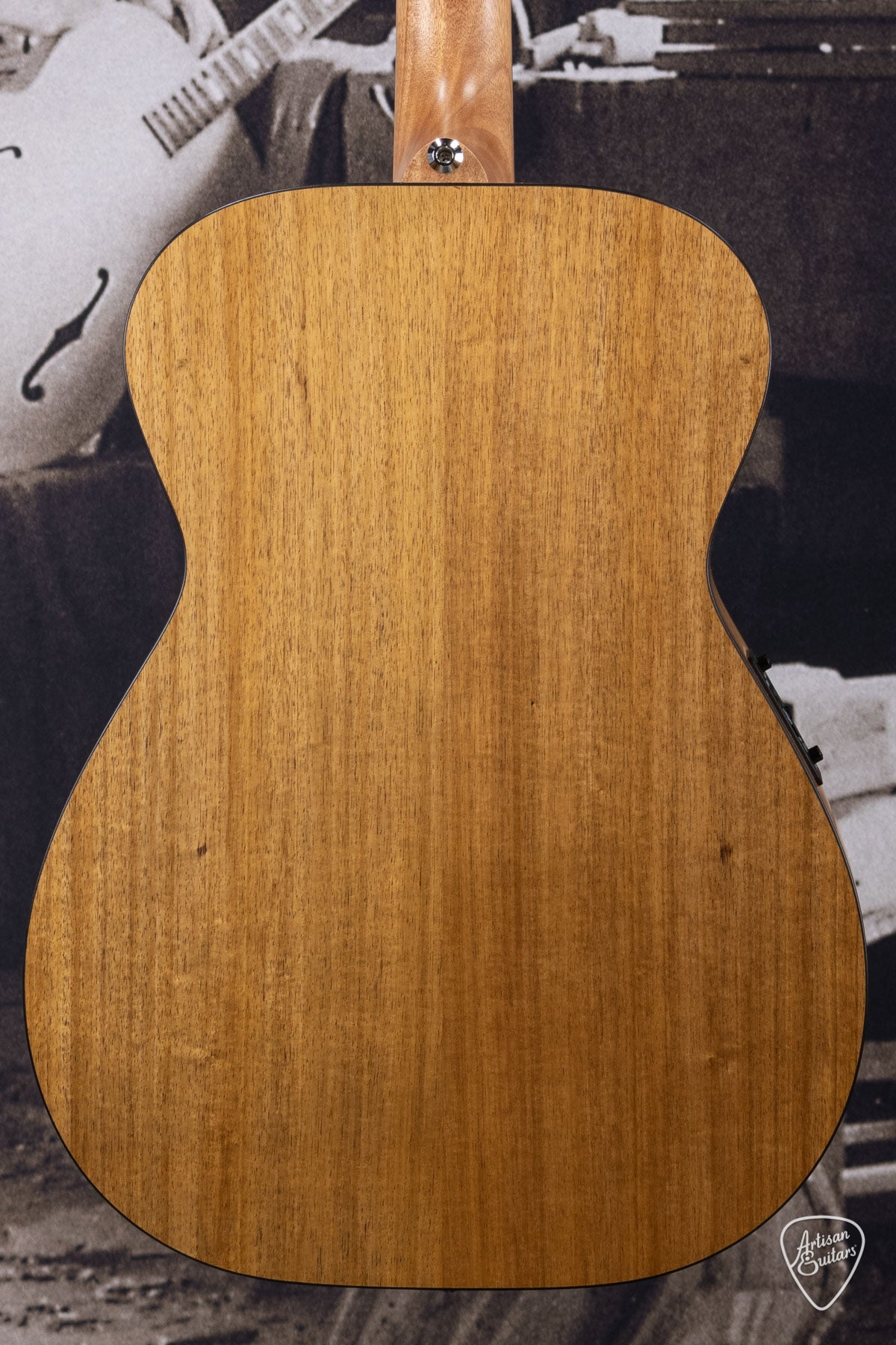 Maton Guitars Solid Road Series SRS-808 - 16163