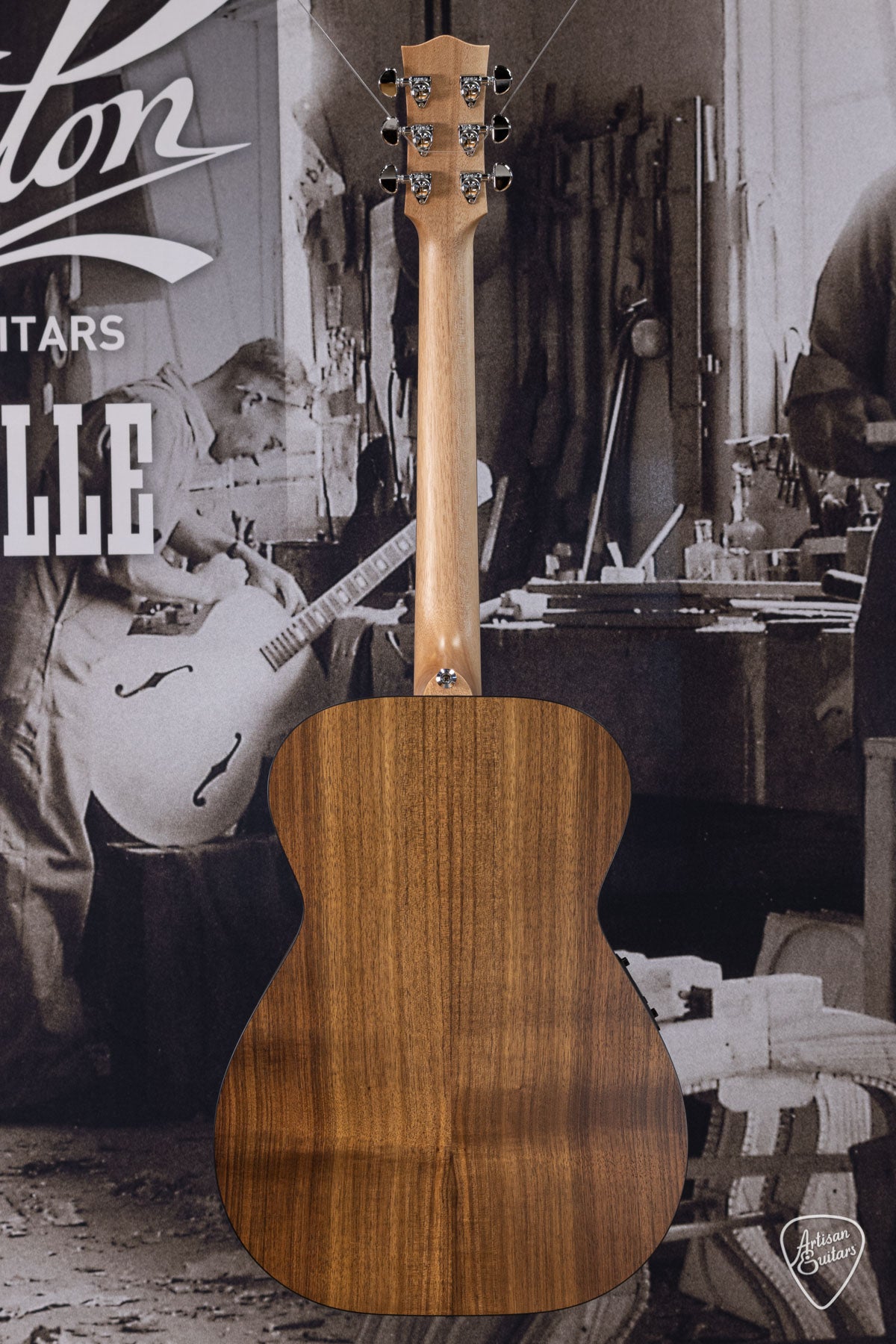 Maton Guitars Solid Road Series SRS-808 - 16204