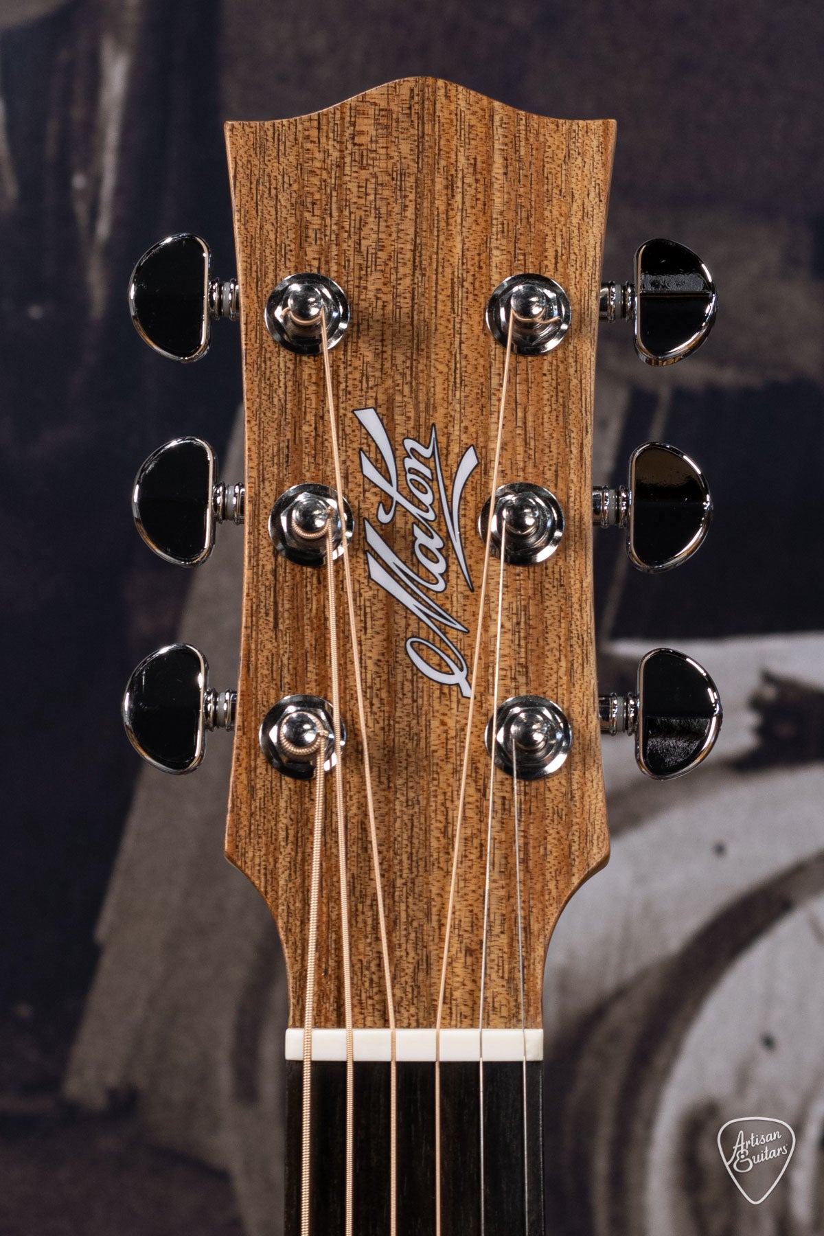 Maton Guitars Solid Road Series SRS-808 - 16204