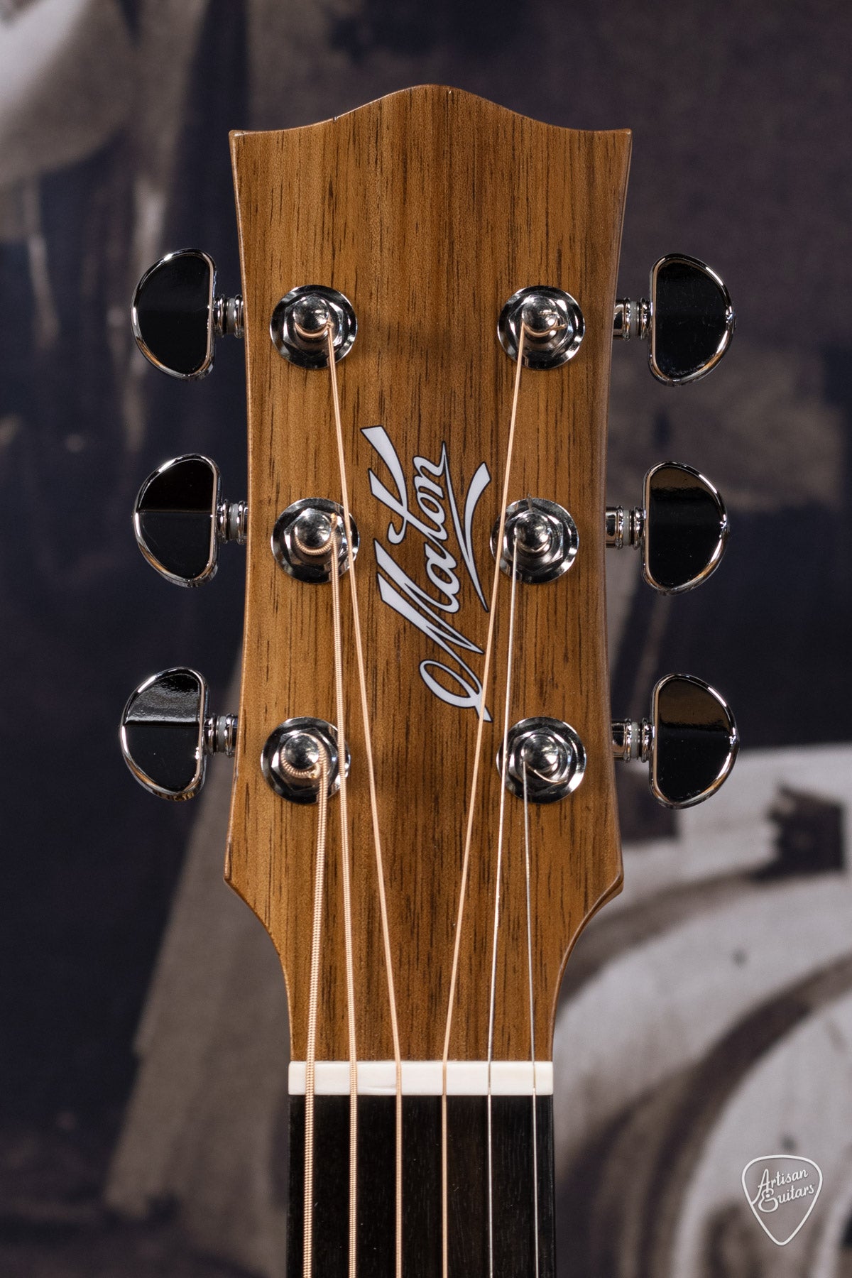 Maton Guitars Solid Road Series SRS-808 - 16205