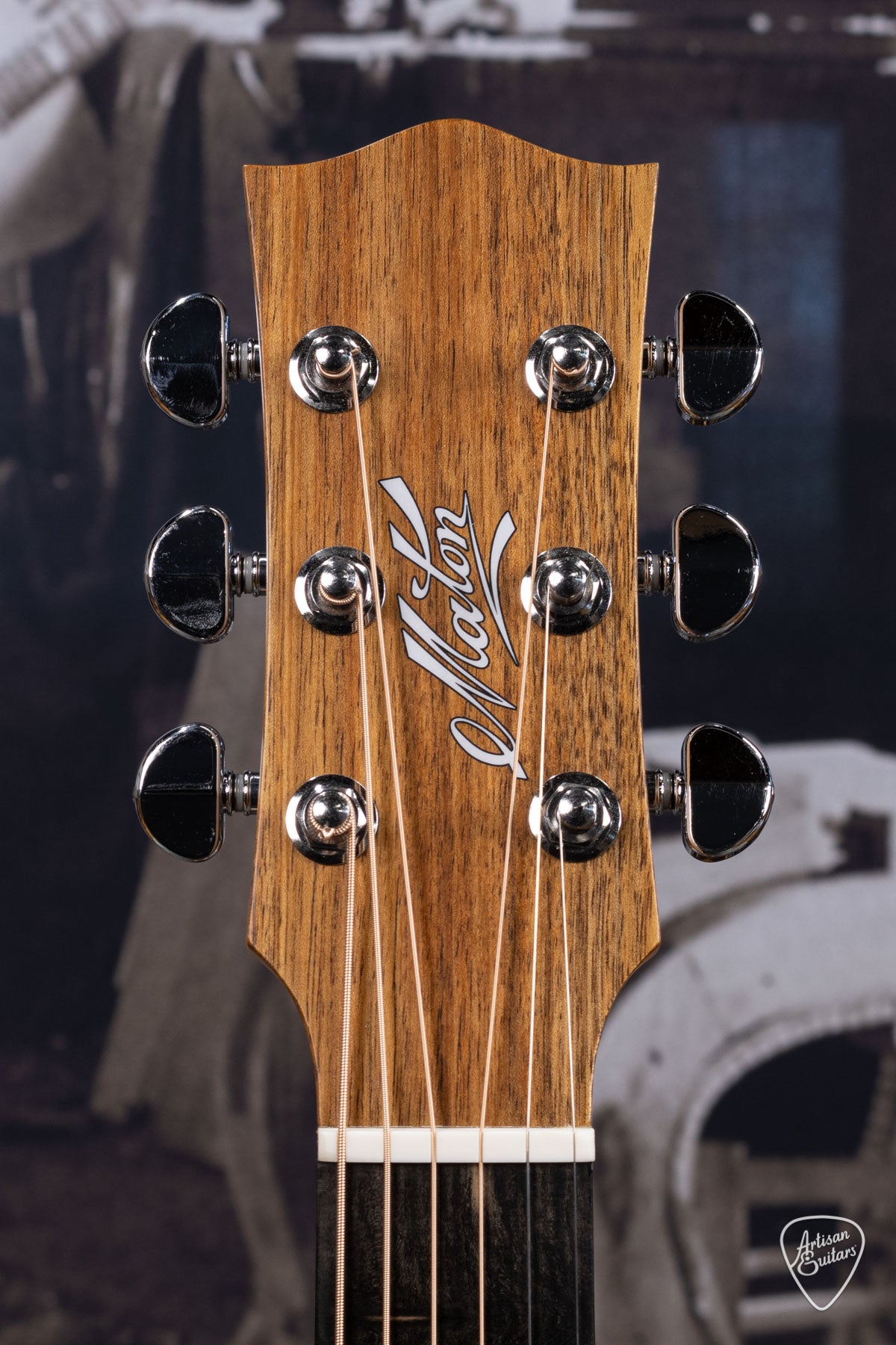 Maton Guitars Solid Road Series SRS-808 - 16162