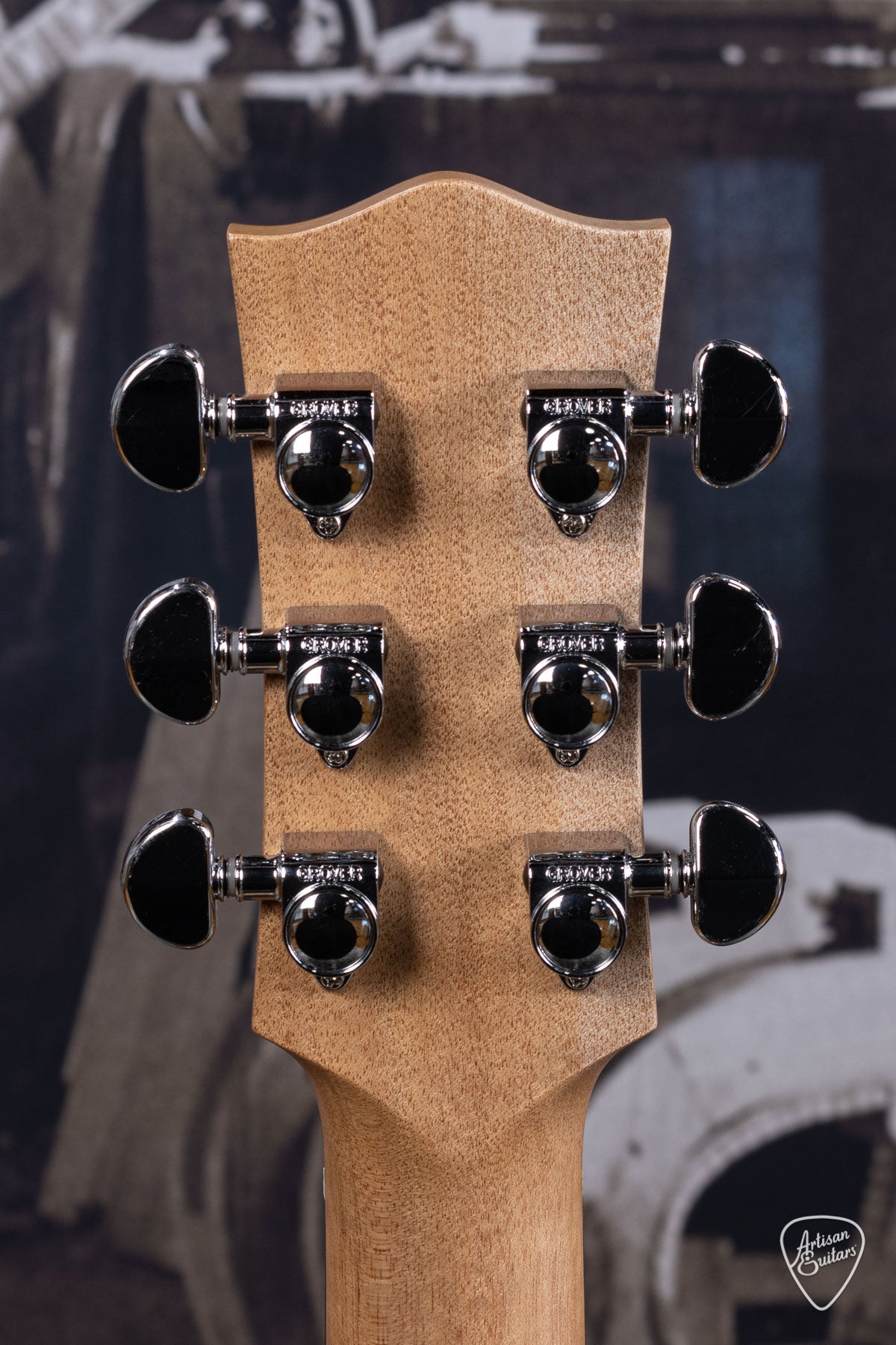 Maton Guitars Solid Road Series SRS-808 - 16162