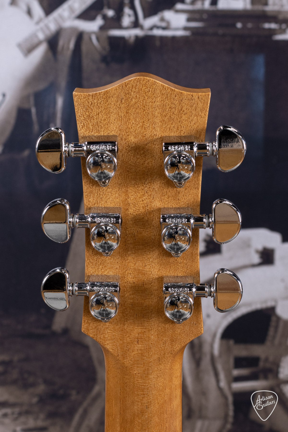 Pre-Owned Maton Guitars Solid Road Series SRS-808 - 16260