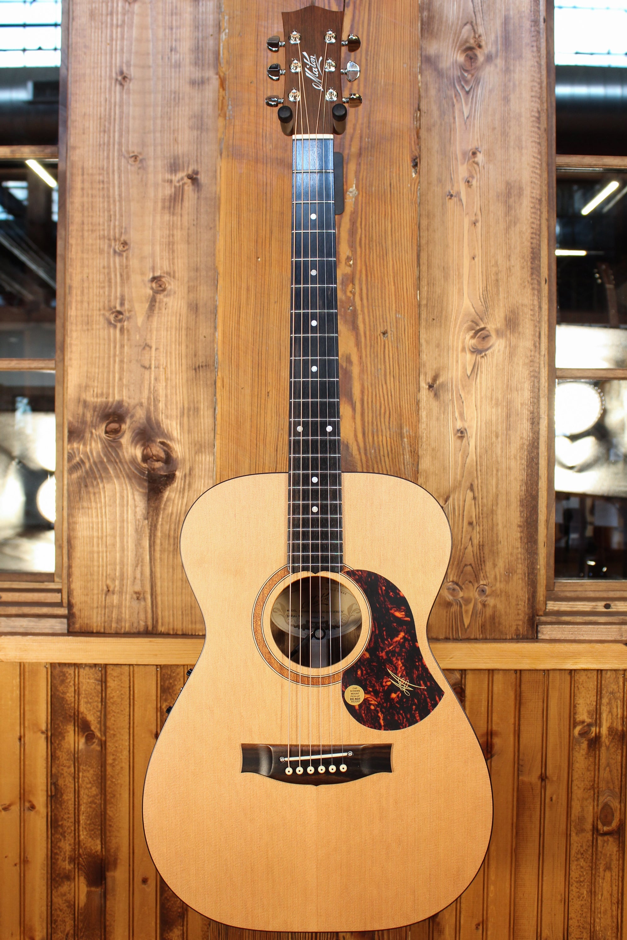 Maton Guitars SRS808 - 13990 - Artisan Guitars