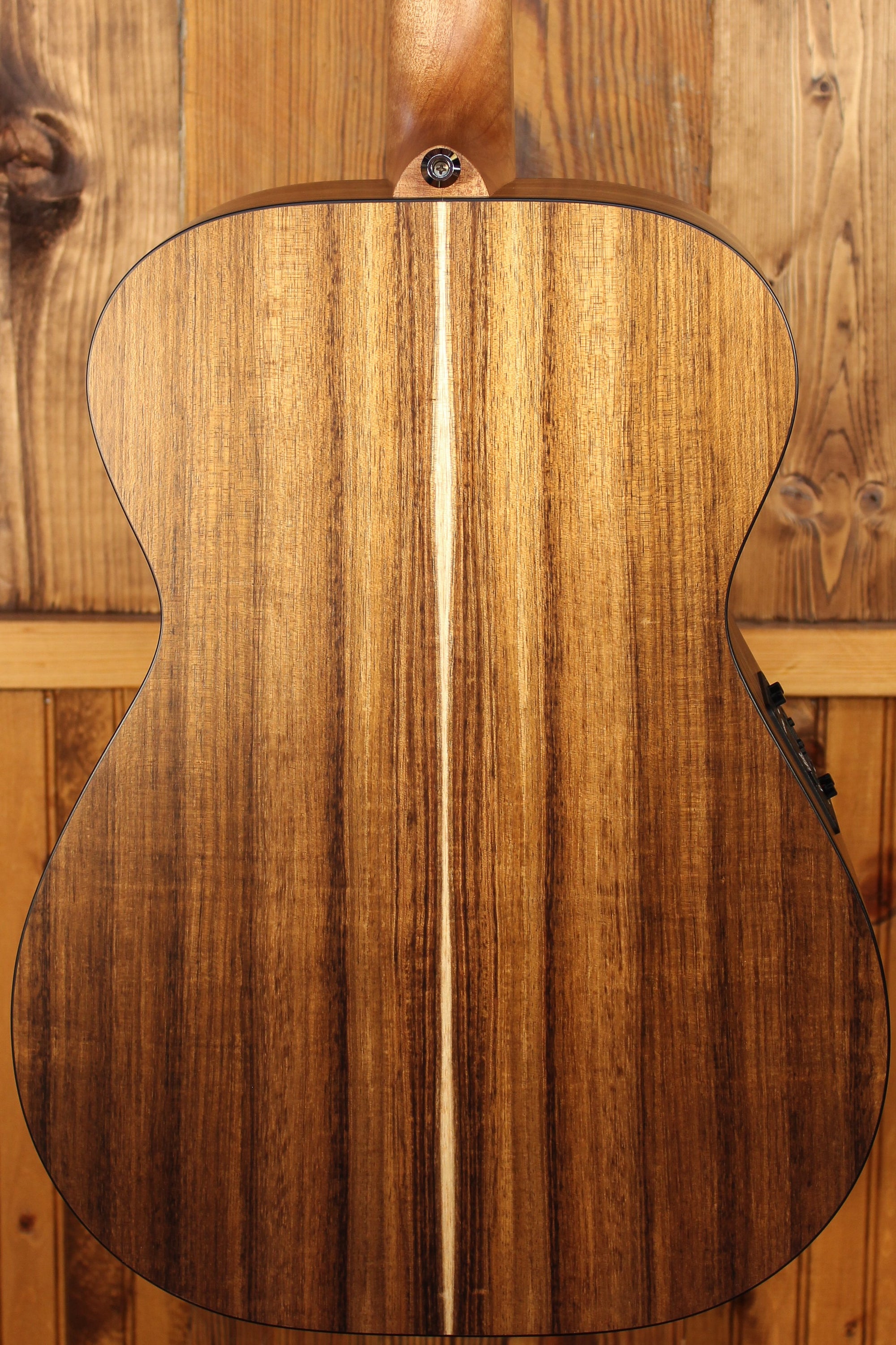 Maton Guitars SRS808 - 13990 - Artisan Guitars
