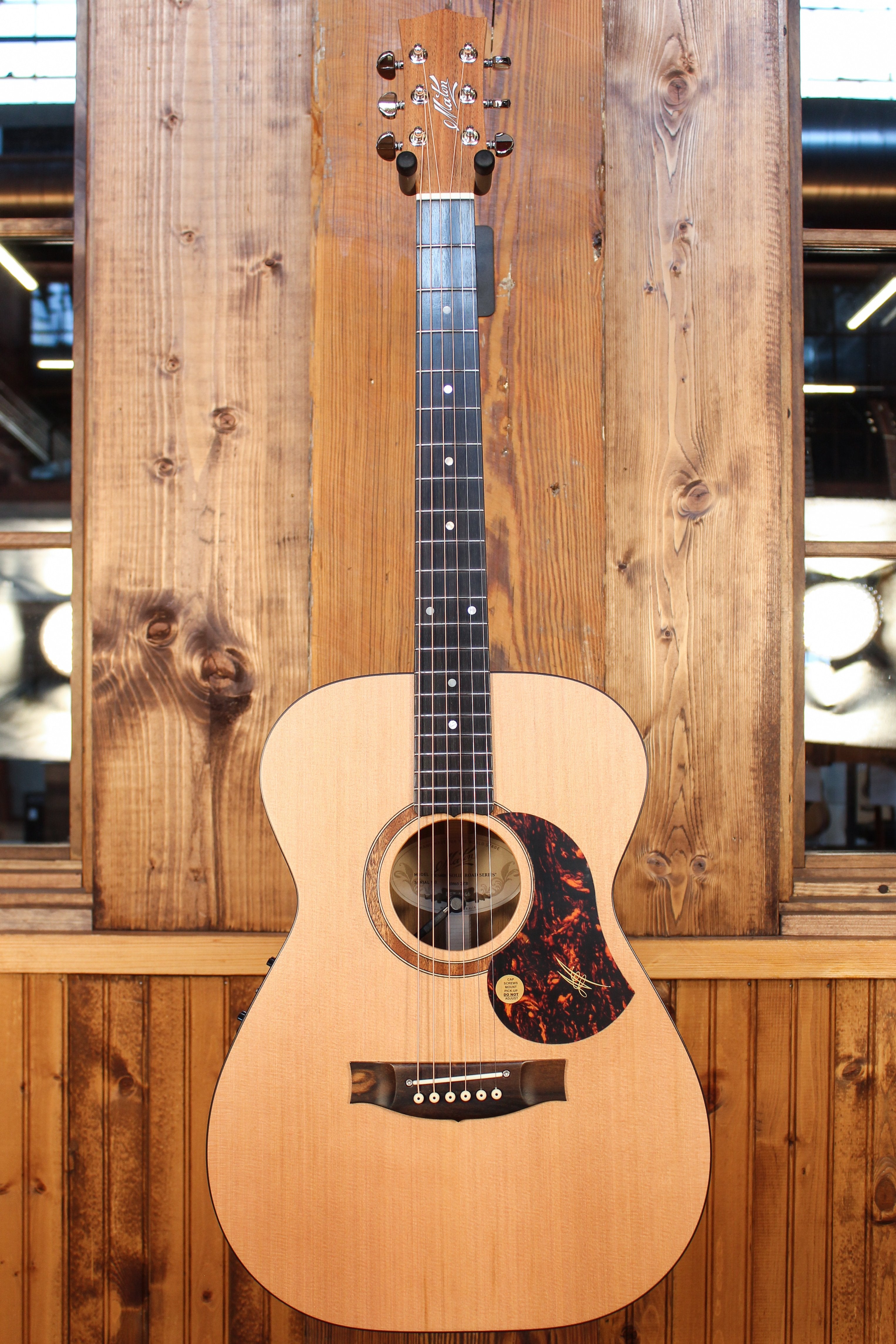 Maton Guitars SRS808 - 13997 - Artisan Guitars