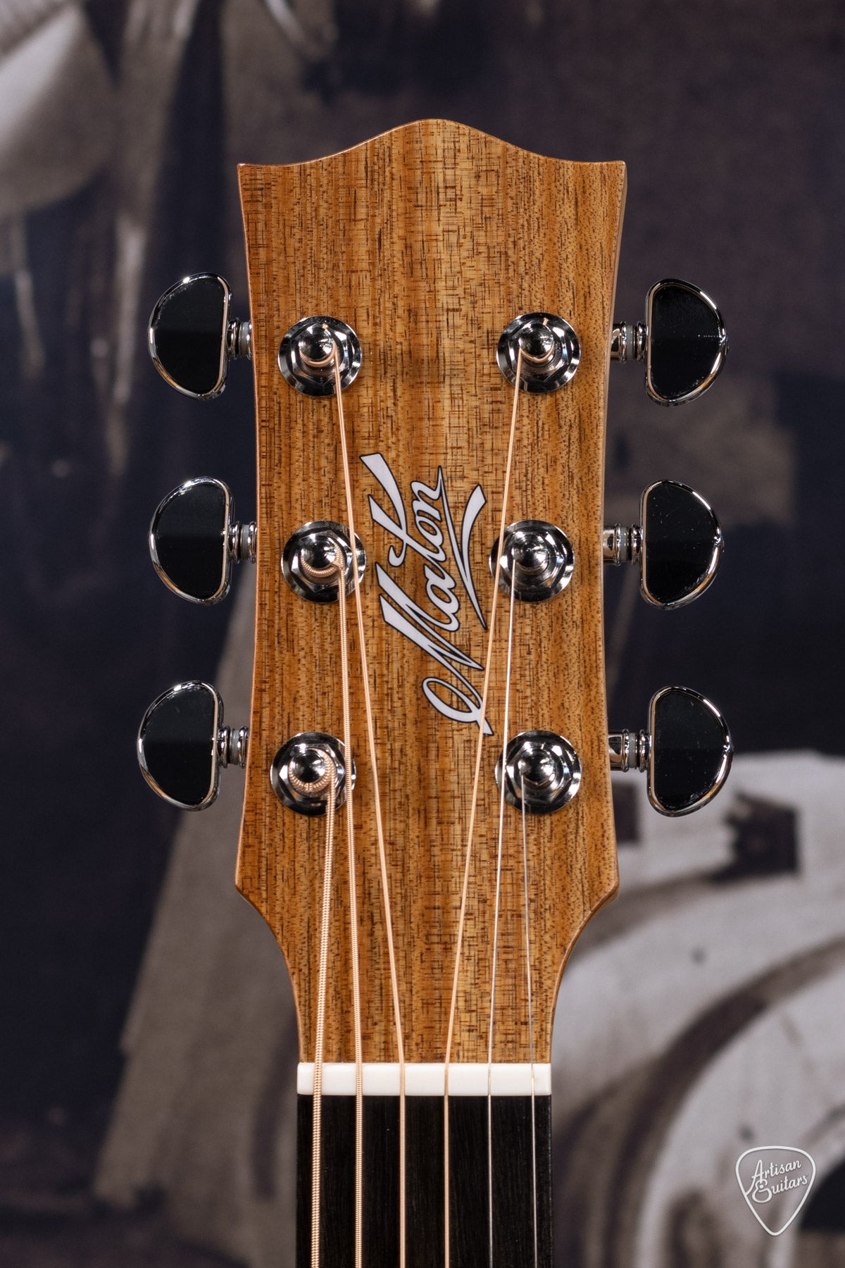 Maton Guitars Solid Road Series SRS-808C - 16209