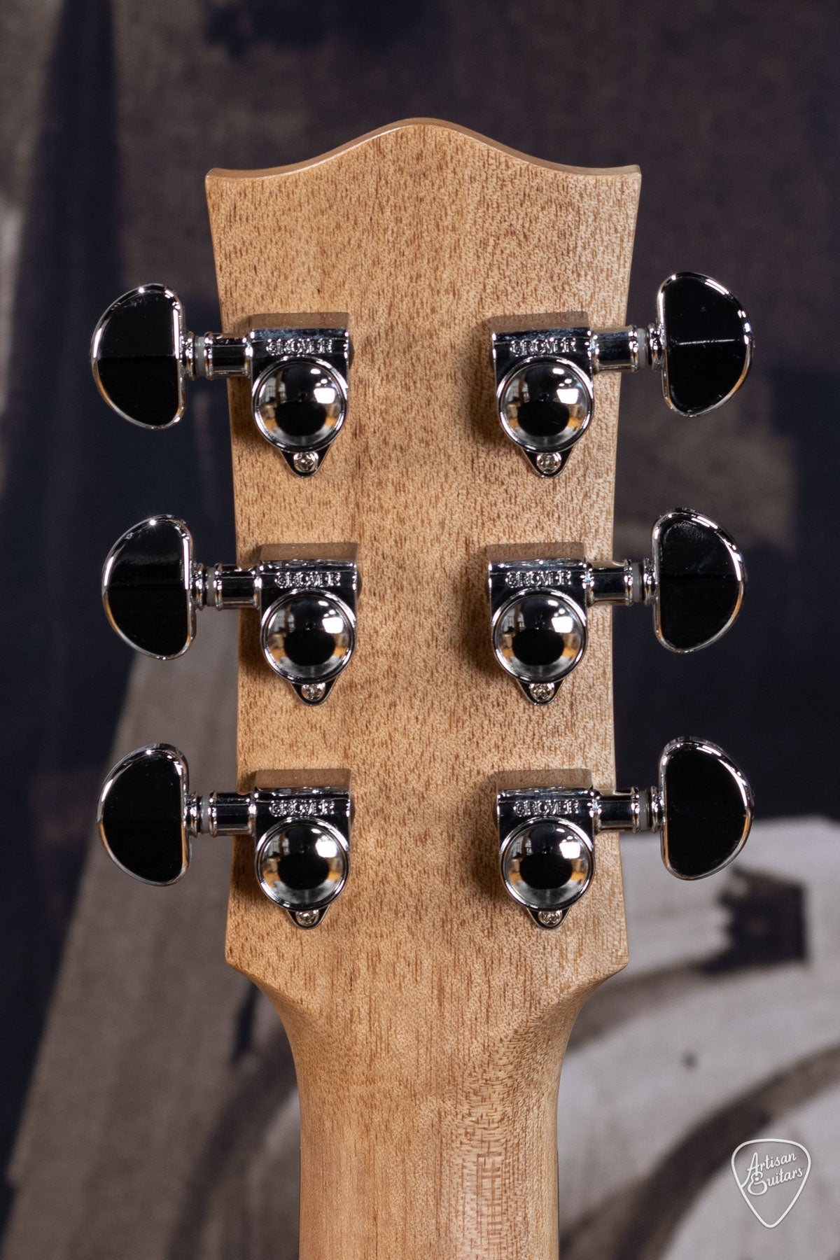 Maton Guitars Solid Road Series SRS-808C - 16209