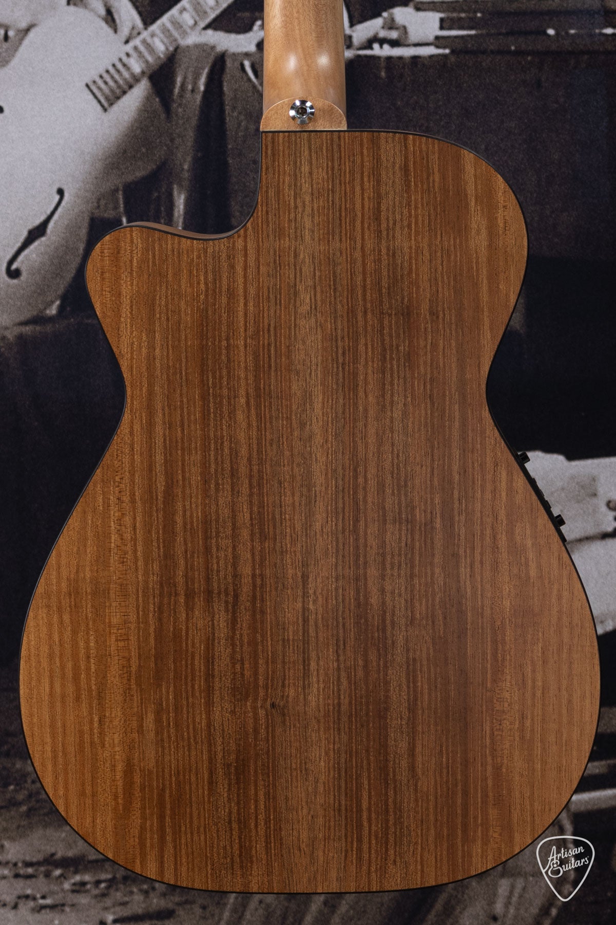 Maton Guitars Solid Road Series SRS-808C - 16209