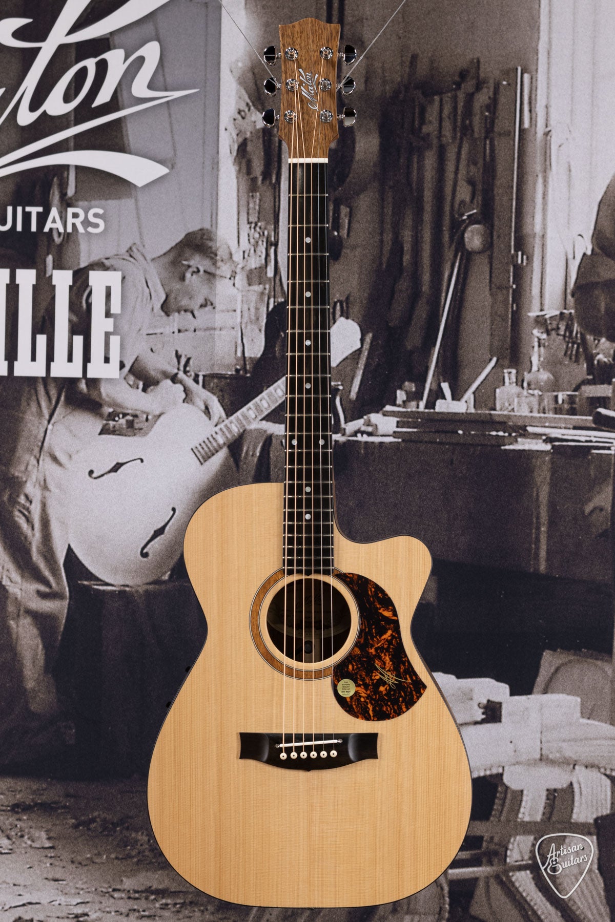 Maton Guitars Solid Road Series SRS-808C - 16210