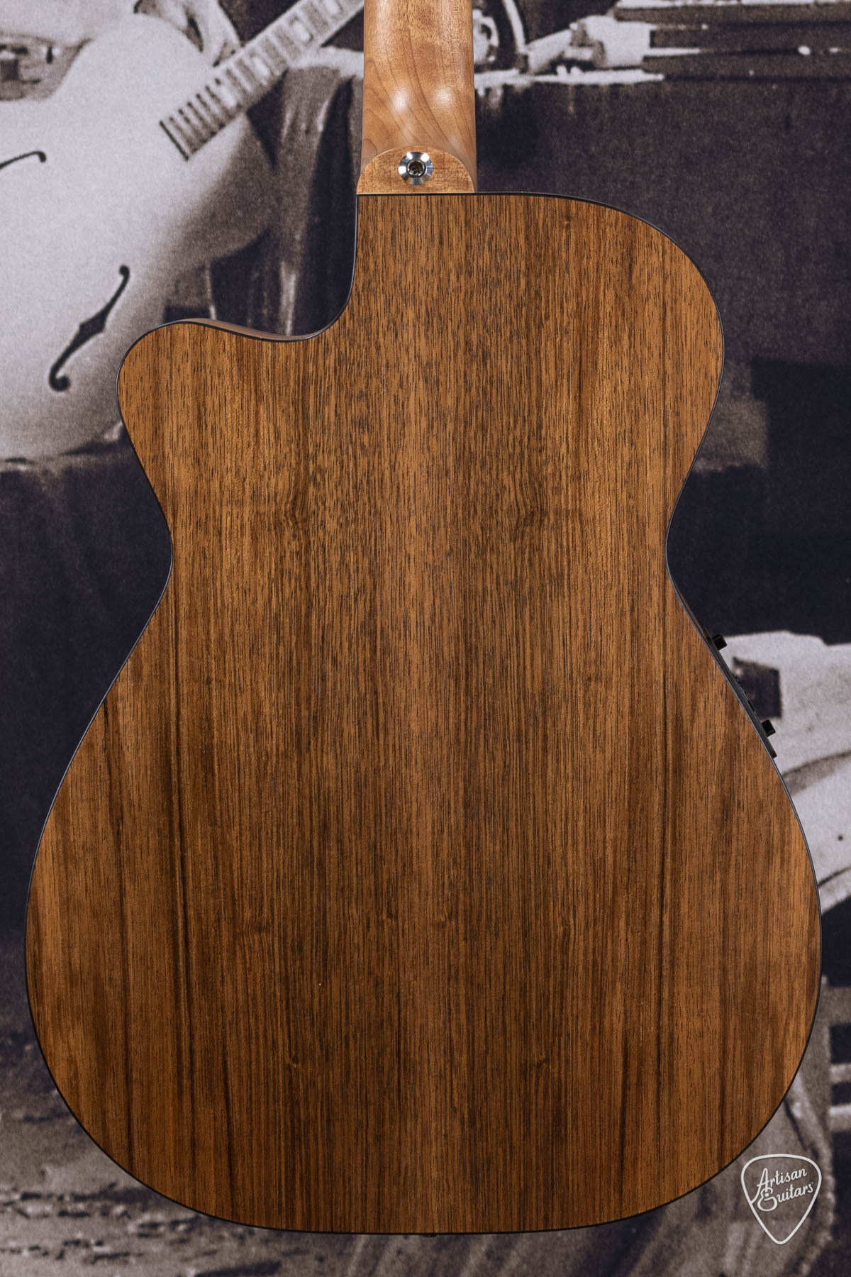 Maton Guitars Solid Road Series SRS-808C - 16210