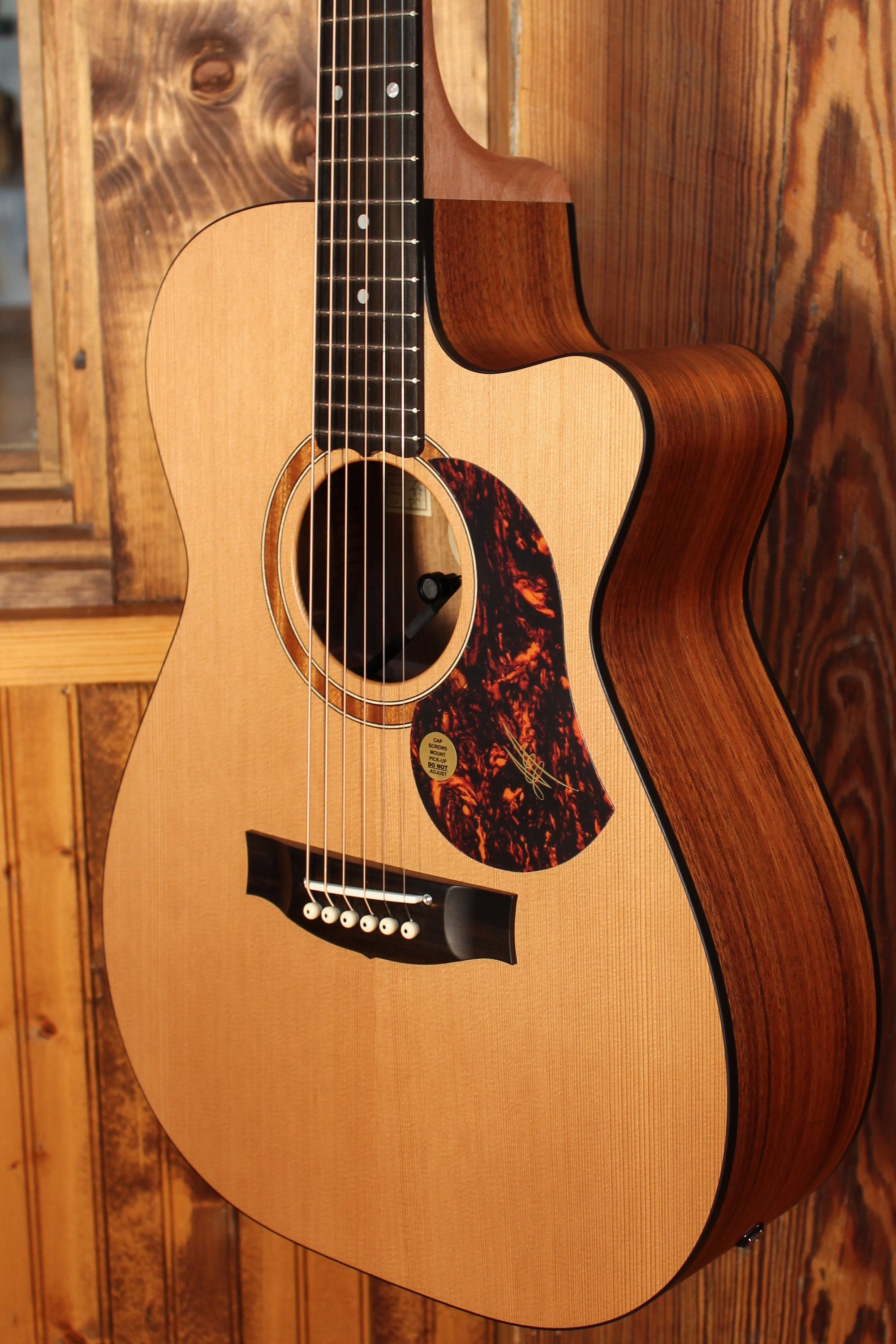 Maton Guitars SRS808 - 14189 - Artisan Guitars