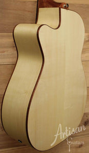 Maton Custom Shop 808 with Sitka and Figured Satin Box ID-8053 - Artisan Guitars