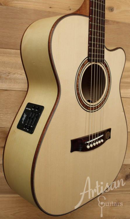 Maton Custom Shop 808 with Sitka and Figured Satin Box ID-8053 - Artisan Guitars