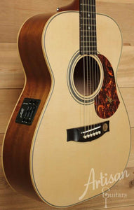 Maton EBG808TE Tommy Emmanuel Signature Sitka and Queensland Maple with APMIC pickup ID-8059 - Artisan Guitars