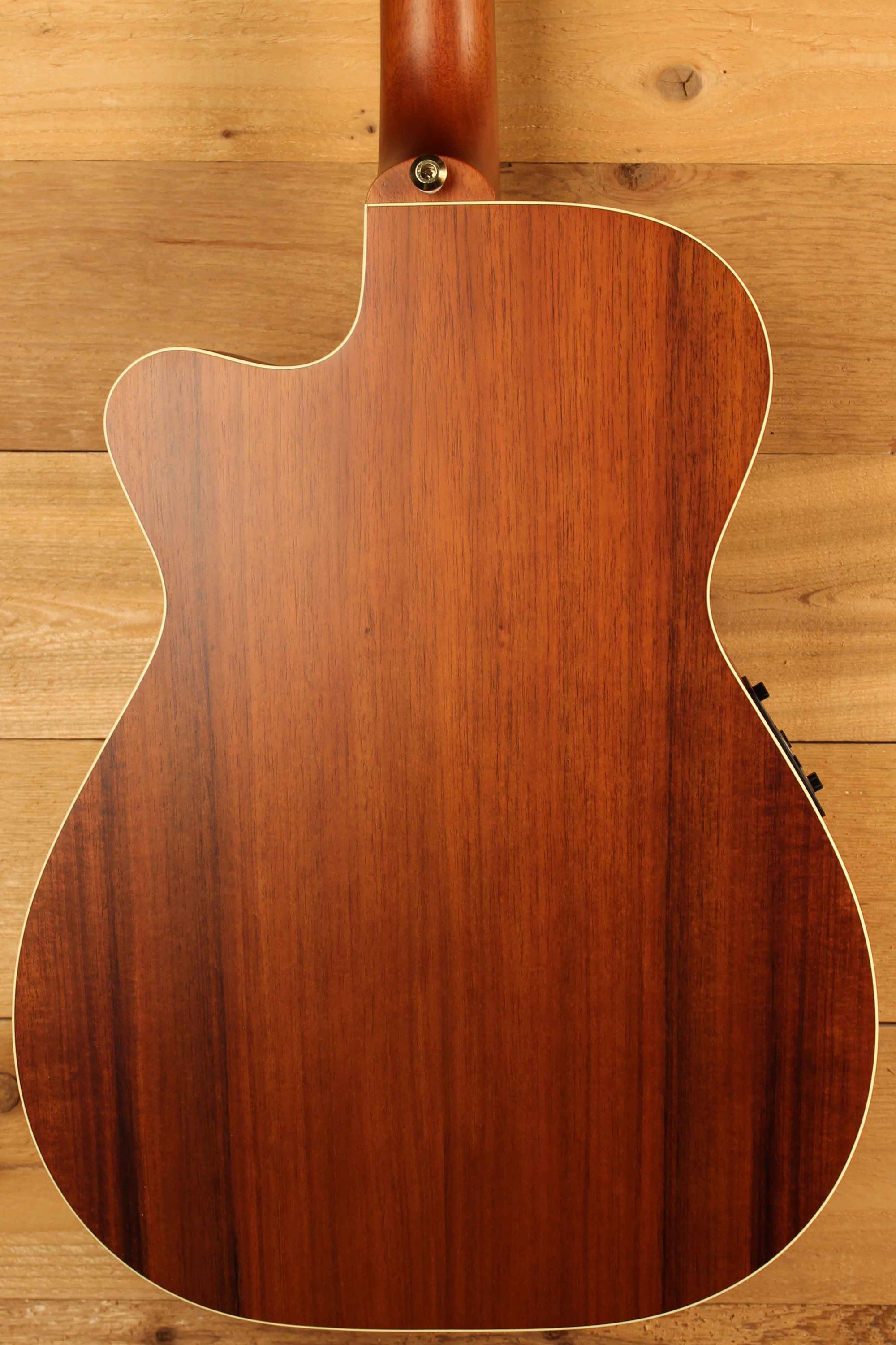 Maton EBG808C Nashville Series Sitka Spruce and Australian Blackwood and Cutaway ID-13615 - Artisan Guitars
