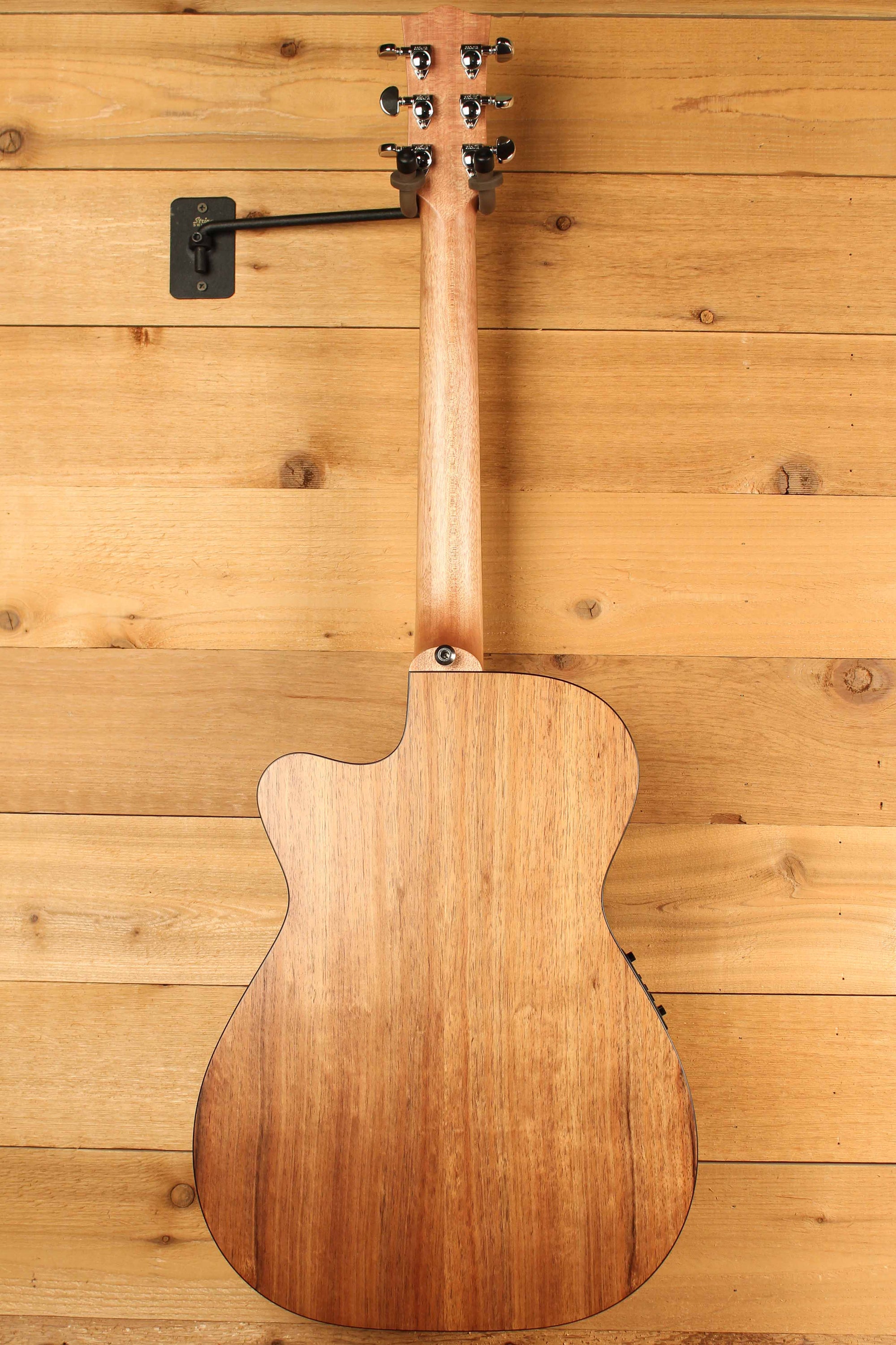 Maton EBW808 Cutaway Guitar w/ Blackwood Top, Back & Sides w/ AP5 Pro Pickup System ID-13588 - Artisan Guitars