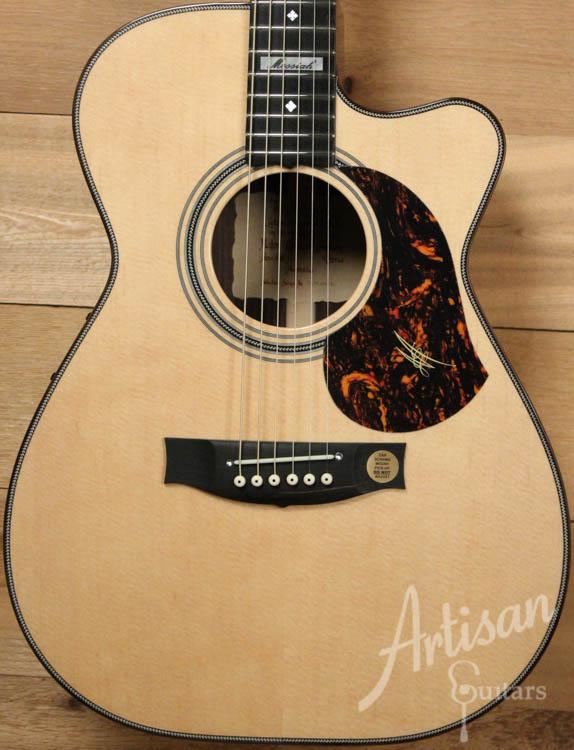 EM100 808C - Maton Guitars - The Messiah Cutaway