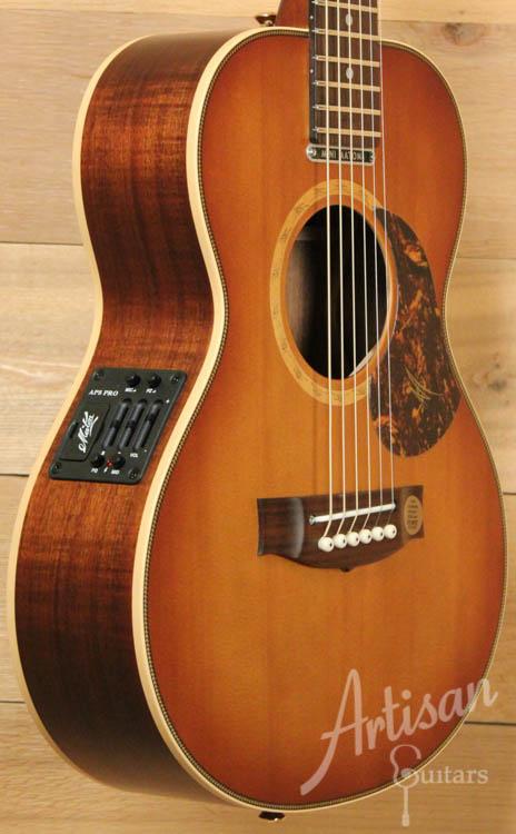 Maton EMD6 Mini Maton Diesel Sitka with Blackwood and Vintage Amber Sunburst ID-8793 - Artisan Guitars