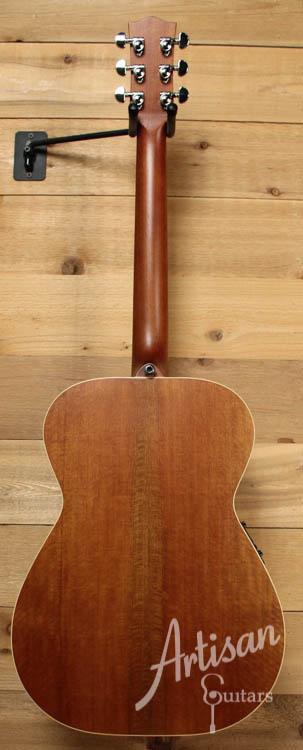 Maton EBG808TE Tommy Emmanuel Signature Sitka and Queensland Maple with APMIC pickup ID-8729 - Artisan Guitars