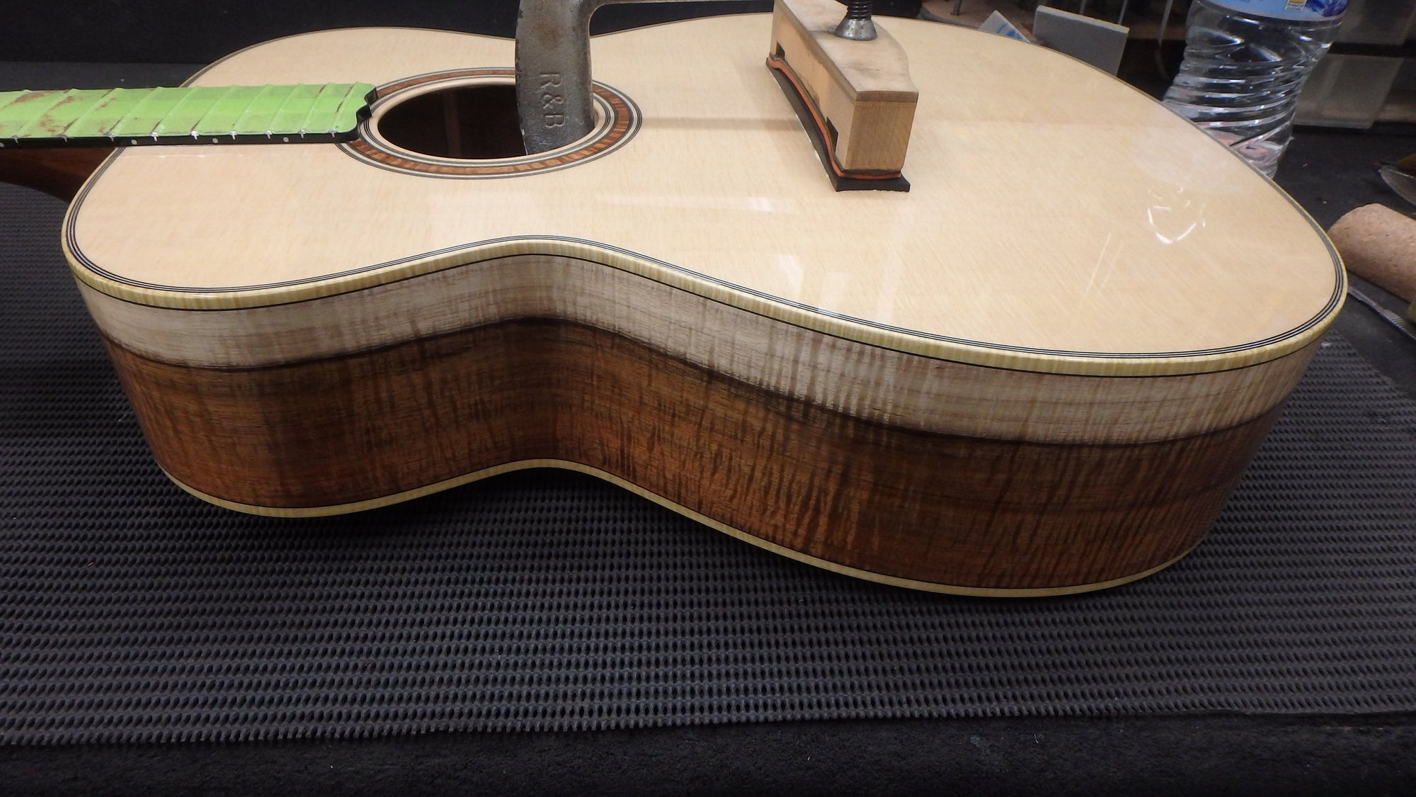 Maton Custom Shop Classic w/ Custom Thin Traditional Body & W.A. May Appointments ID-12372 - Artisan Guitars