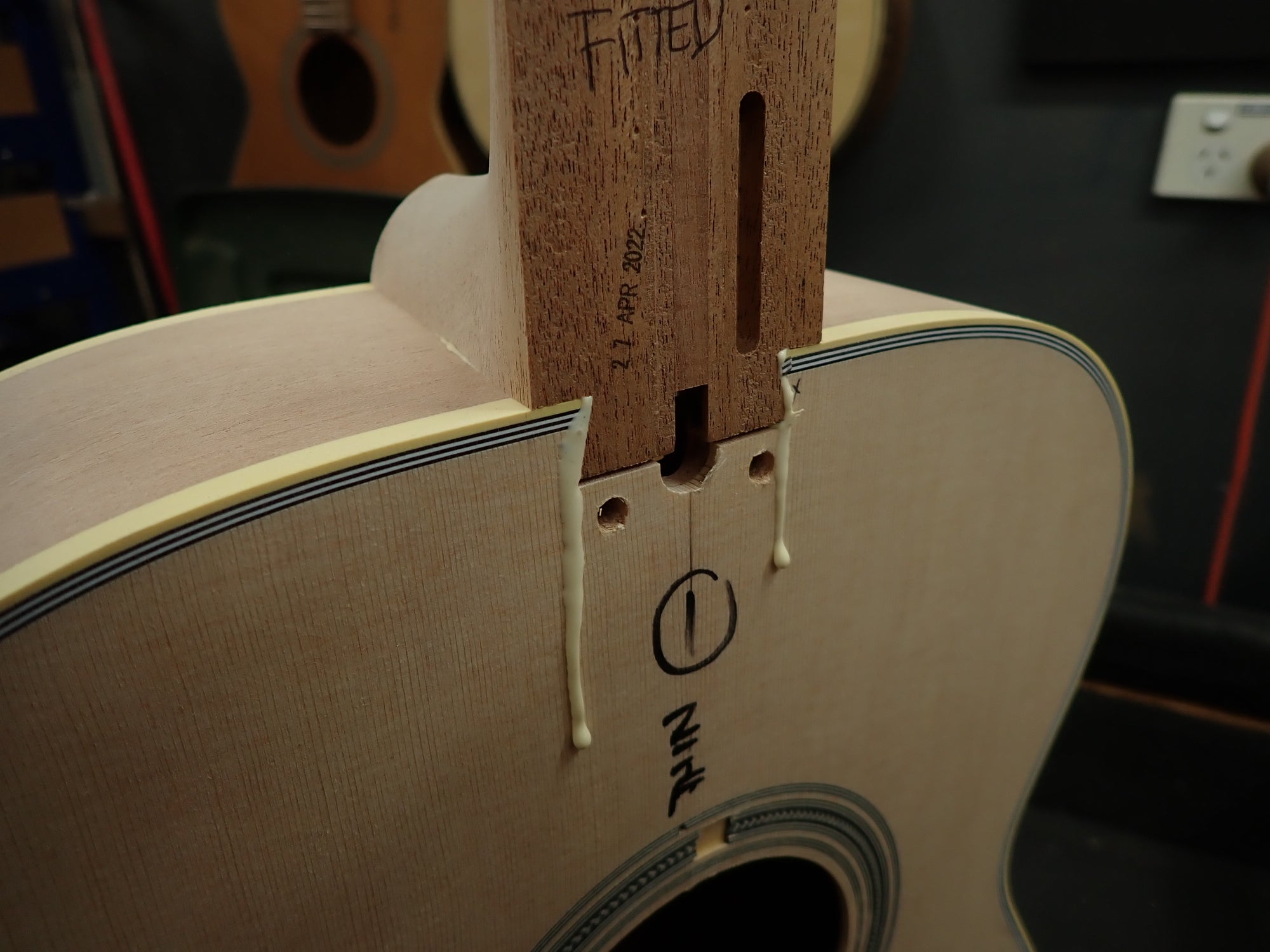 Maton Guitars Custom Shop TE Personal Thinline - 16420