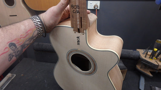 Maton WA May Custom Shop 808 Guitar with Sitka Spruce and Fiddleback Blackwood ID-11723 - Artisan Guitars
