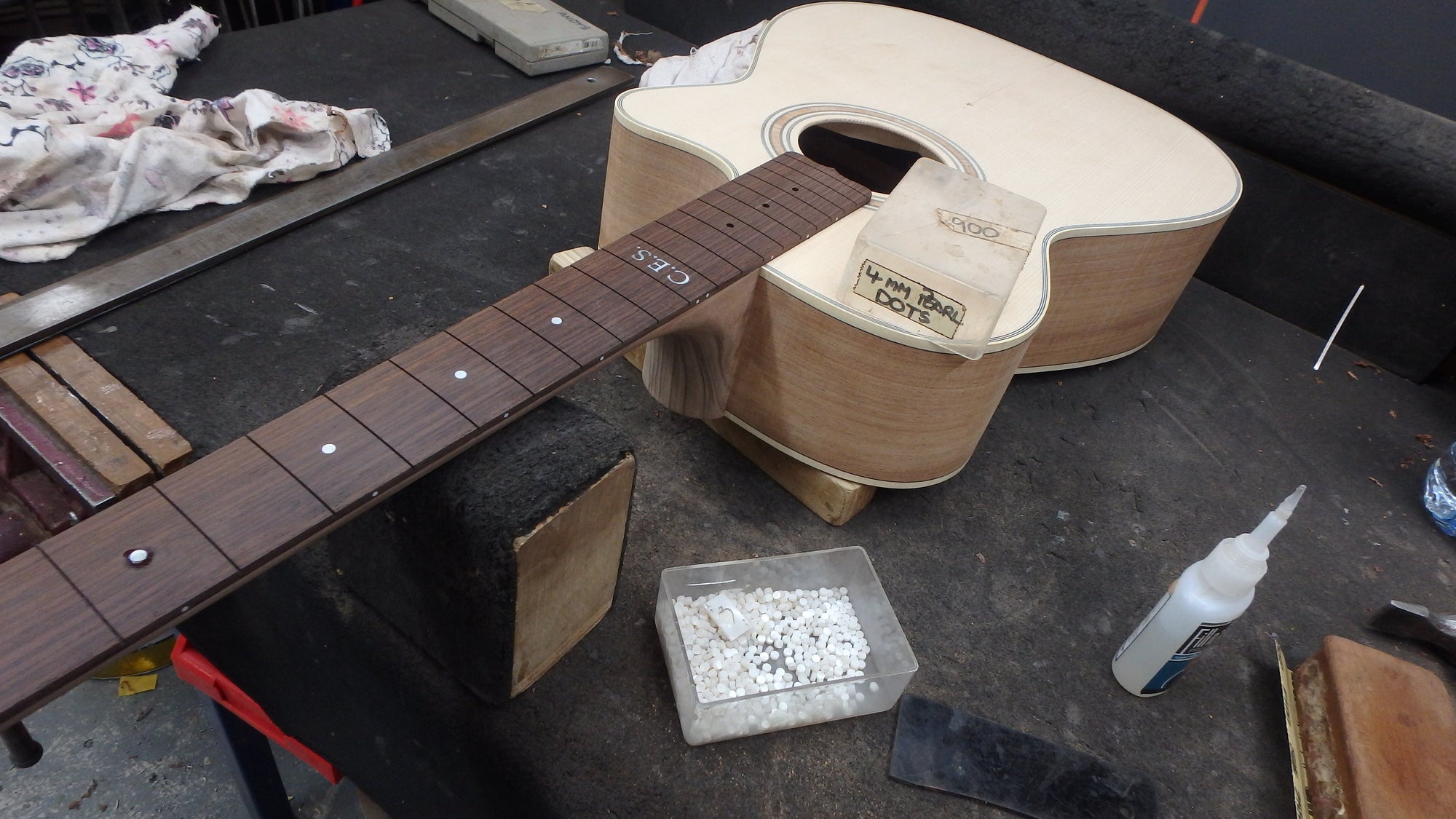 Maton WA May Custom Shop 808 Guitar with Sitka Spruce and Fiddleback Blackwood ID-11723 - Artisan Guitars