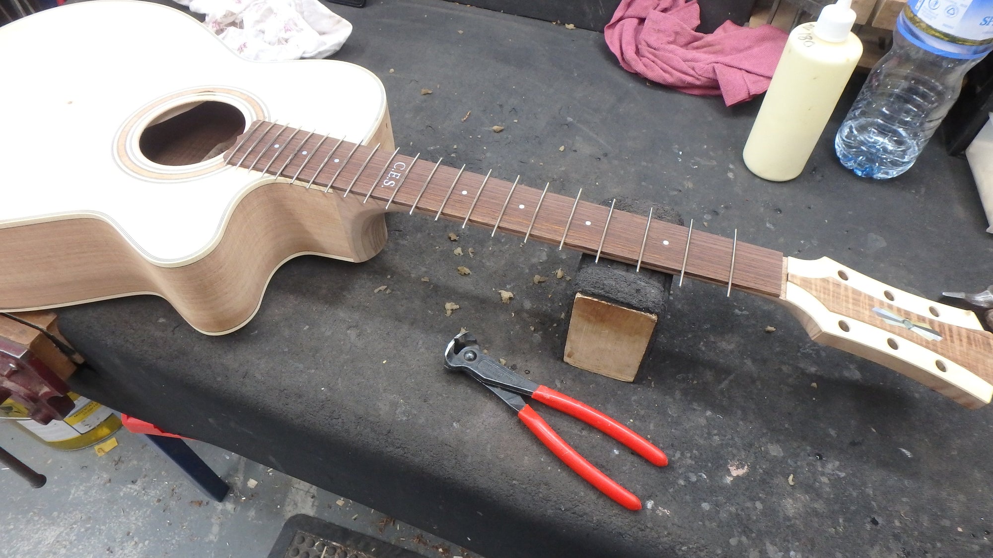 Maton WA May Custom Shop 808 Guitar with Sitka Spruce and Fiddleback Blackwood ID-11723 - Artisan Guitars