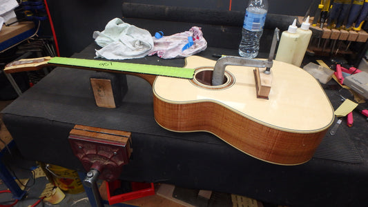 Maton WA May Custom Shop 808 Guitar with Sitka Spruce and Fiddleback Blackwood ID-11723 - Artisan Guitars