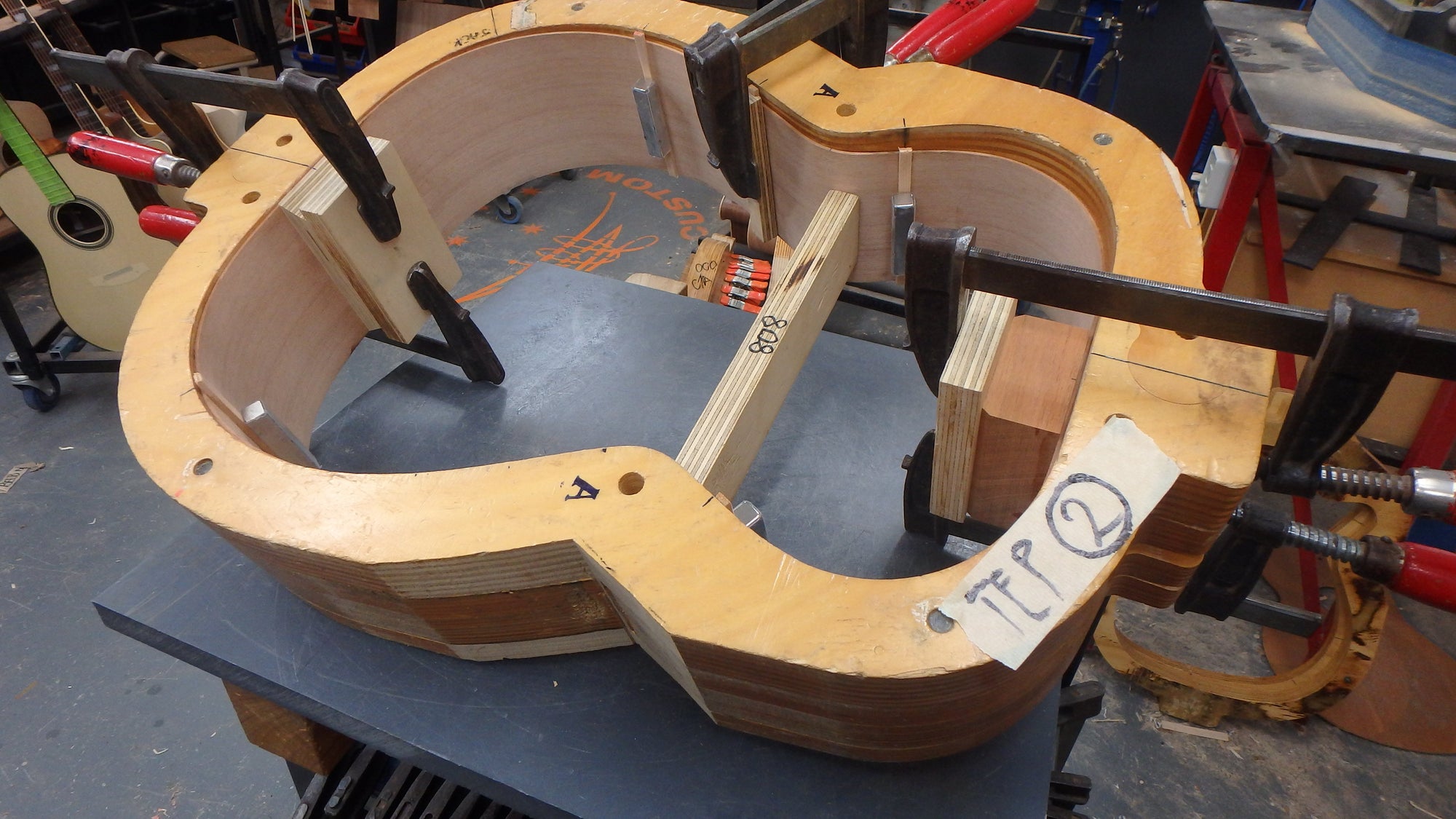Maton T.E Personal Guitar Sitka Spruce and AAA"Bees Wings" Queensland Maple ID-11826 - Artisan Guitars