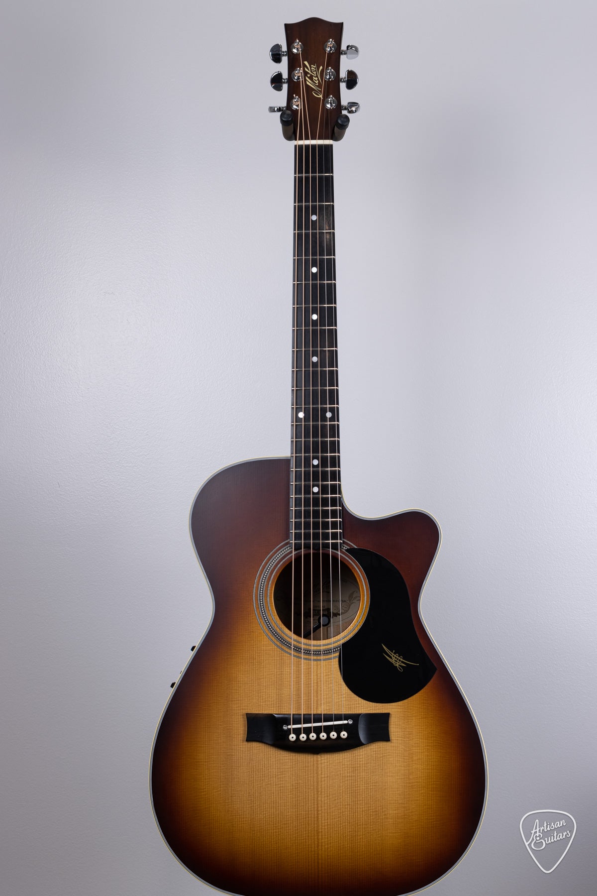 Pre-Owned Maton Guitars EBG808C with Sunburst Sitka Top -16516