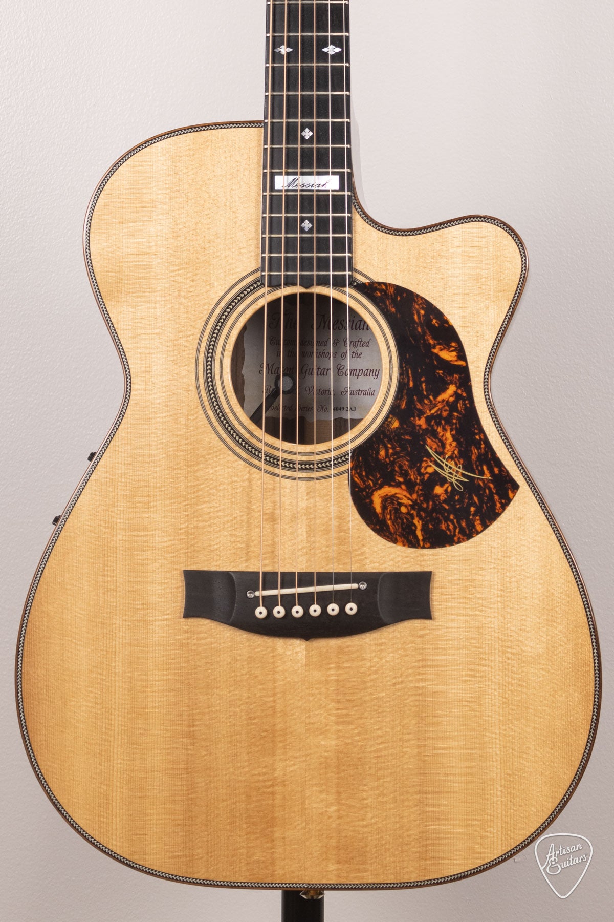 Pre-Owned Maton Guitars EM100C-808 Messiah Cutaway - 16480