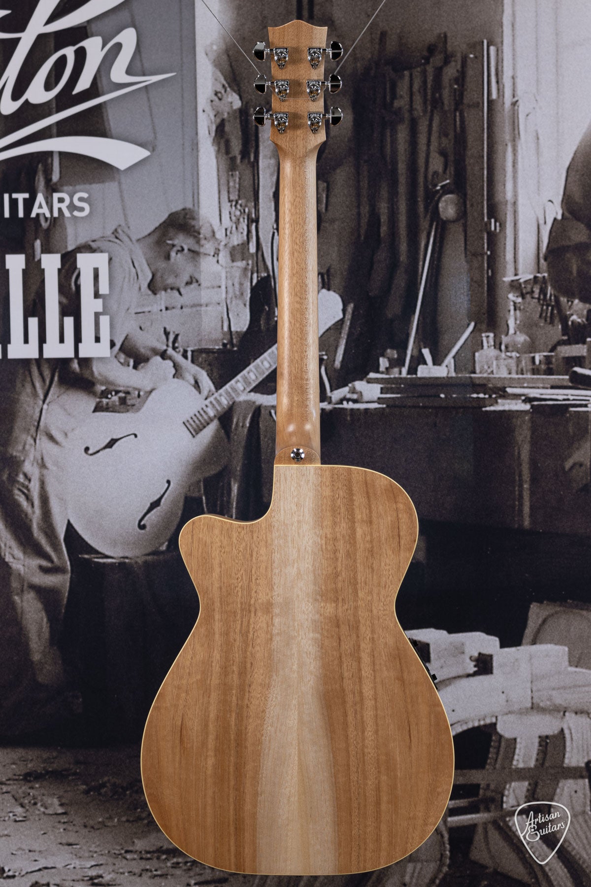 Maton Guitars Pre-Owned Performer EBG-808C - 16311