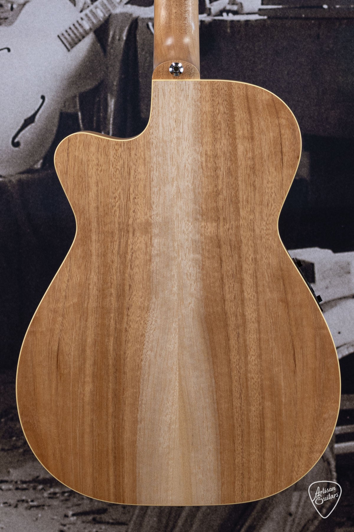 Maton Guitars Pre-Owned Performer EBG-808C - 16311