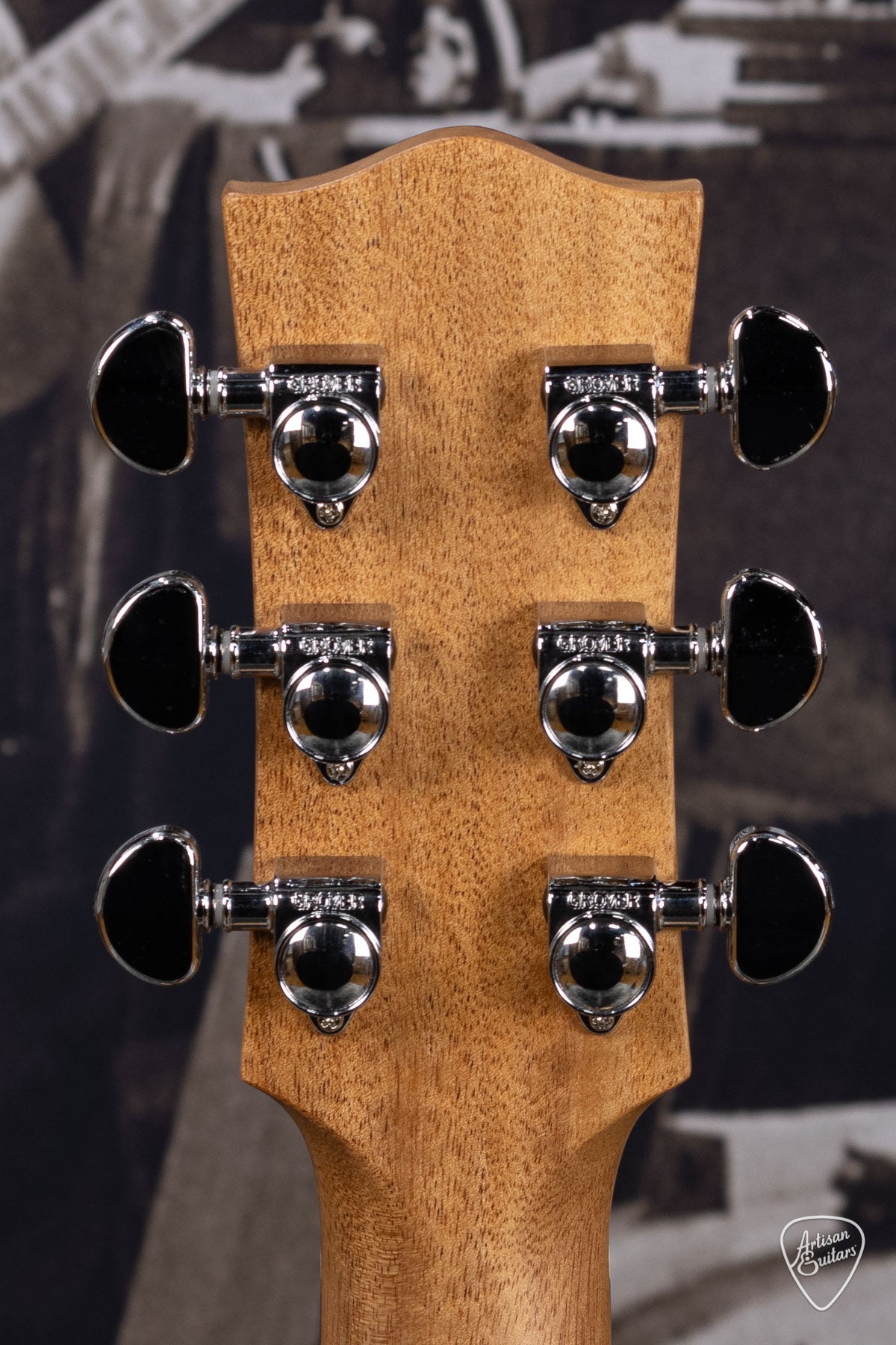 Maton SRS 60C Solid Road Series w/ Sitka & Queensland Maple ID-16114