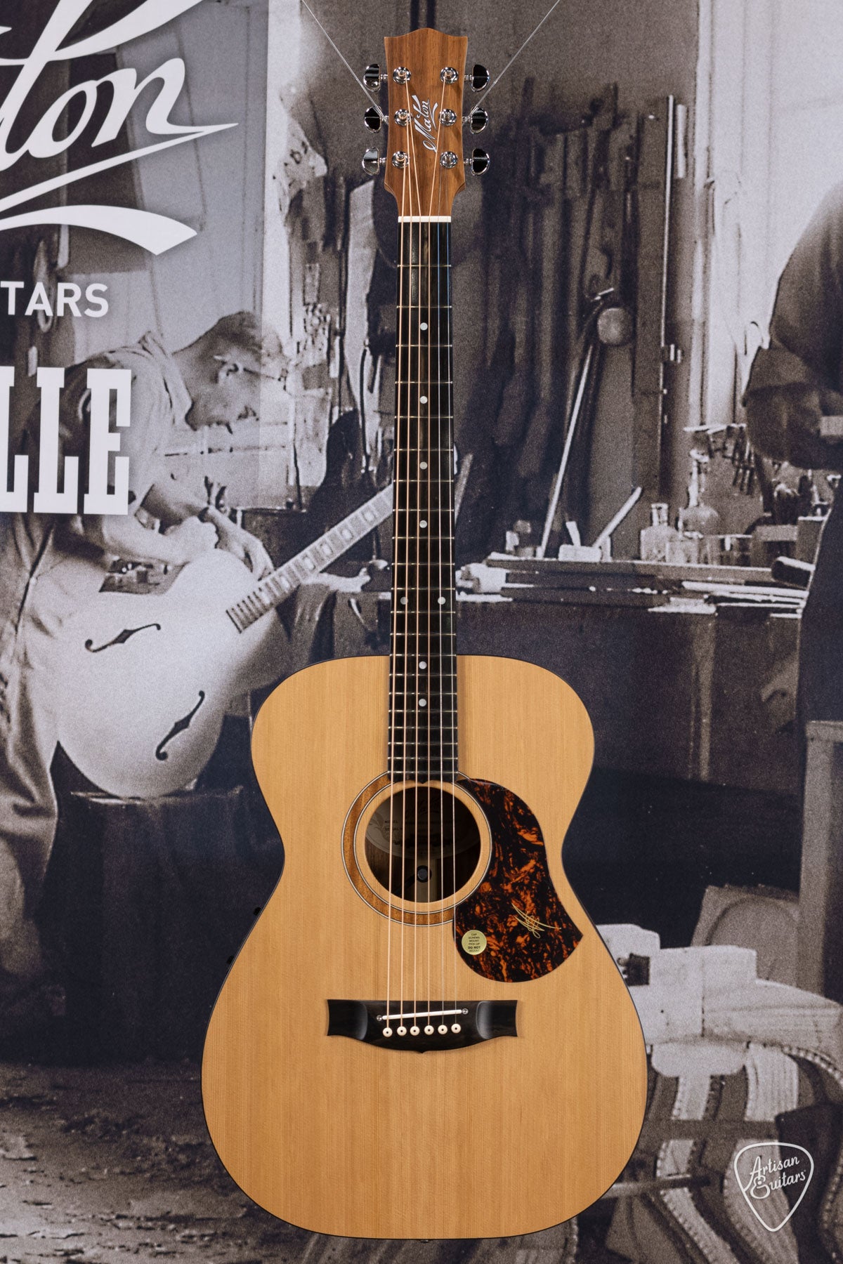 Maton Guitars Solid Road Series SRS-808 - 16202
