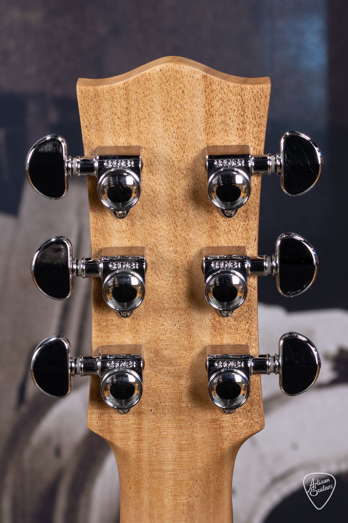 Maton Guitars Solid Road Series SRS-808 - 16202