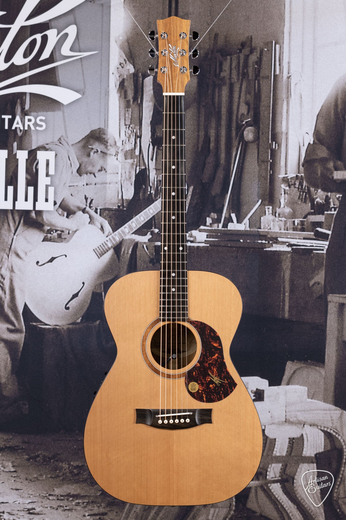 Maton Guitars Solid Road Series SRS-808 - 16165