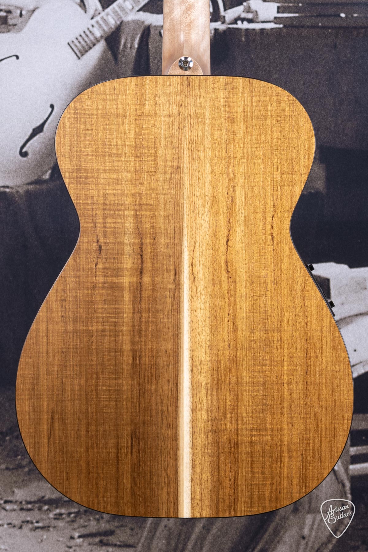 Maton Guitars Solid Road Series SRS-808 - 16165