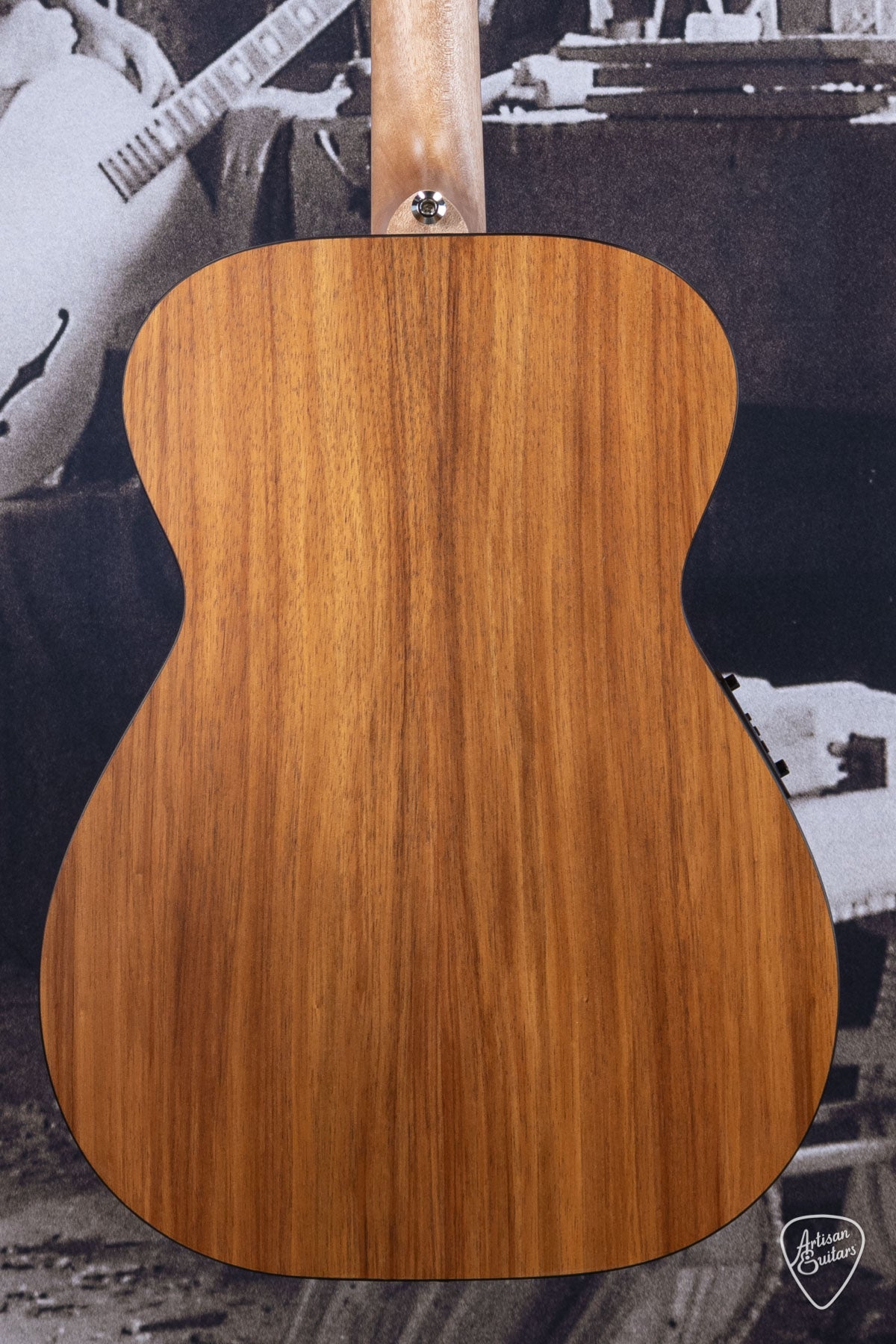 Maton Guitars Solid Road Series SRS-808 - 16164