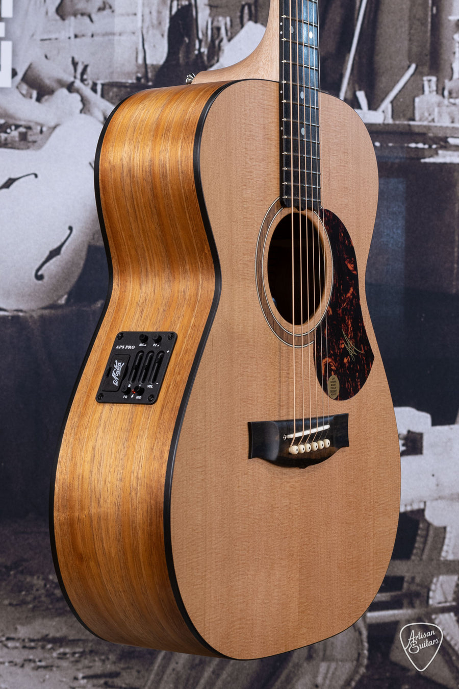 Maton Guitars Solid Road Series SRS-808 - 16164